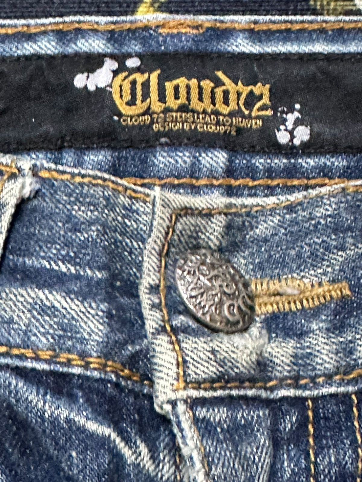 Red Clouds Collective Vintage Cloud 72 Embroidery Faded Whiskers Denim Size US 30 / EU 46 - 5 Thumbnail