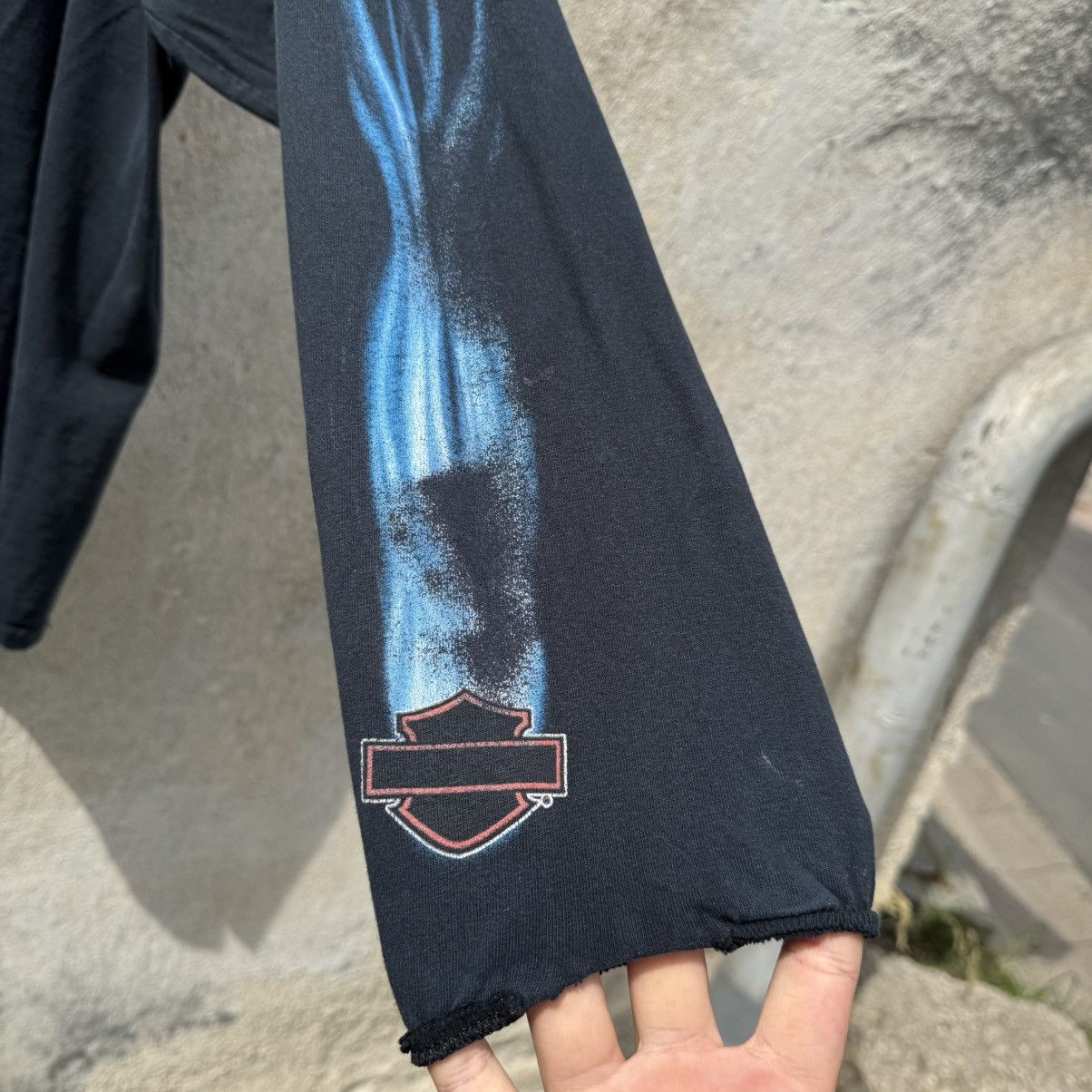 Harley Davidson 2007 Harley Davidson Washed Thrashed Longsleeve Flames Vtg Size US XL / EU 56 / 4 - 14 Thumbnail