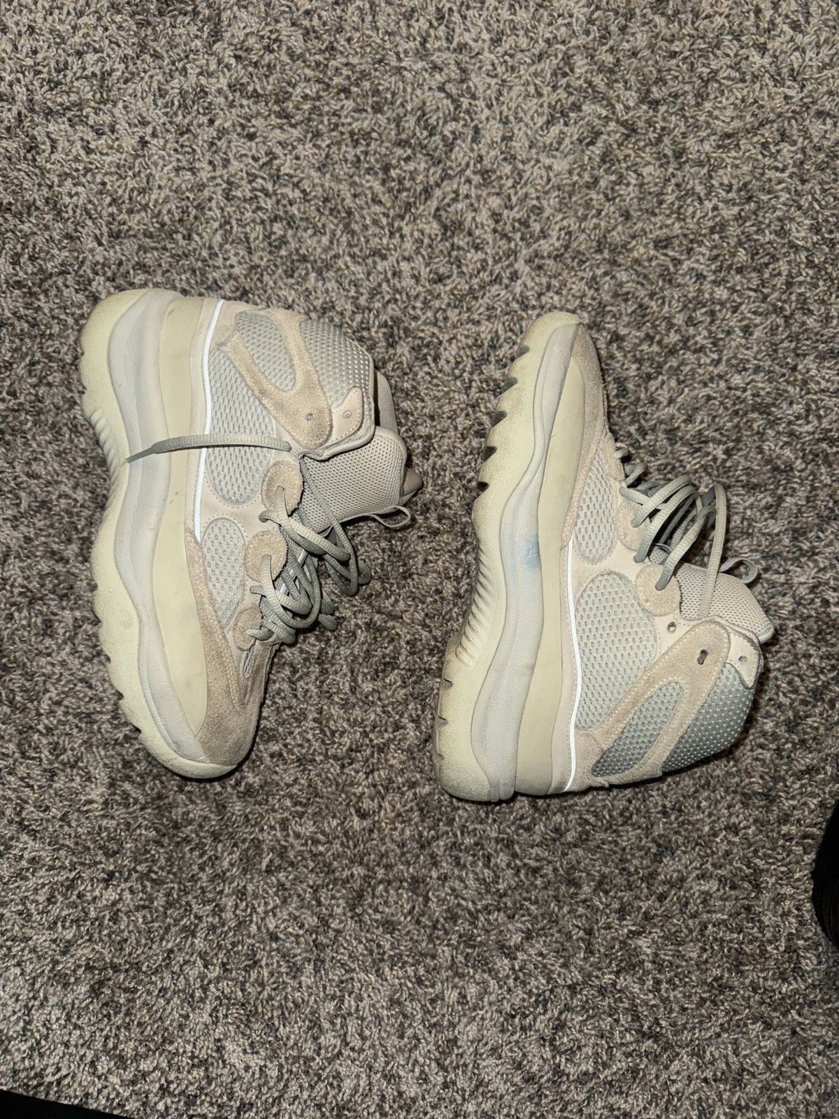 Yeezy Yeezy Boots Size US 9 / EU 42 - 1 Thumbnail