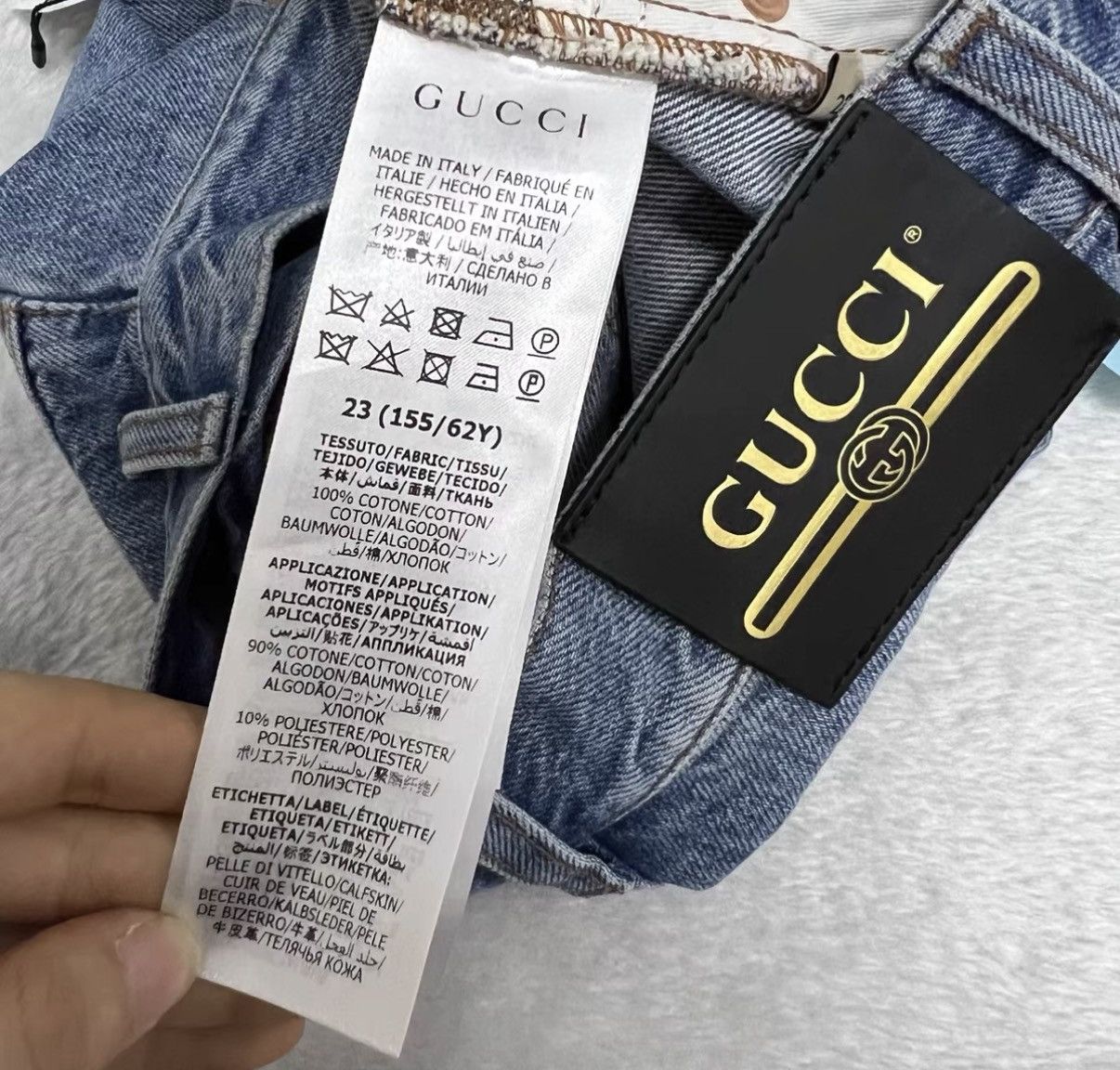 Gucci Gucci Apple Letter Embroidered Logo Shorts J41 Size 24" / US 00 / IT 34 - 6 Thumbnail