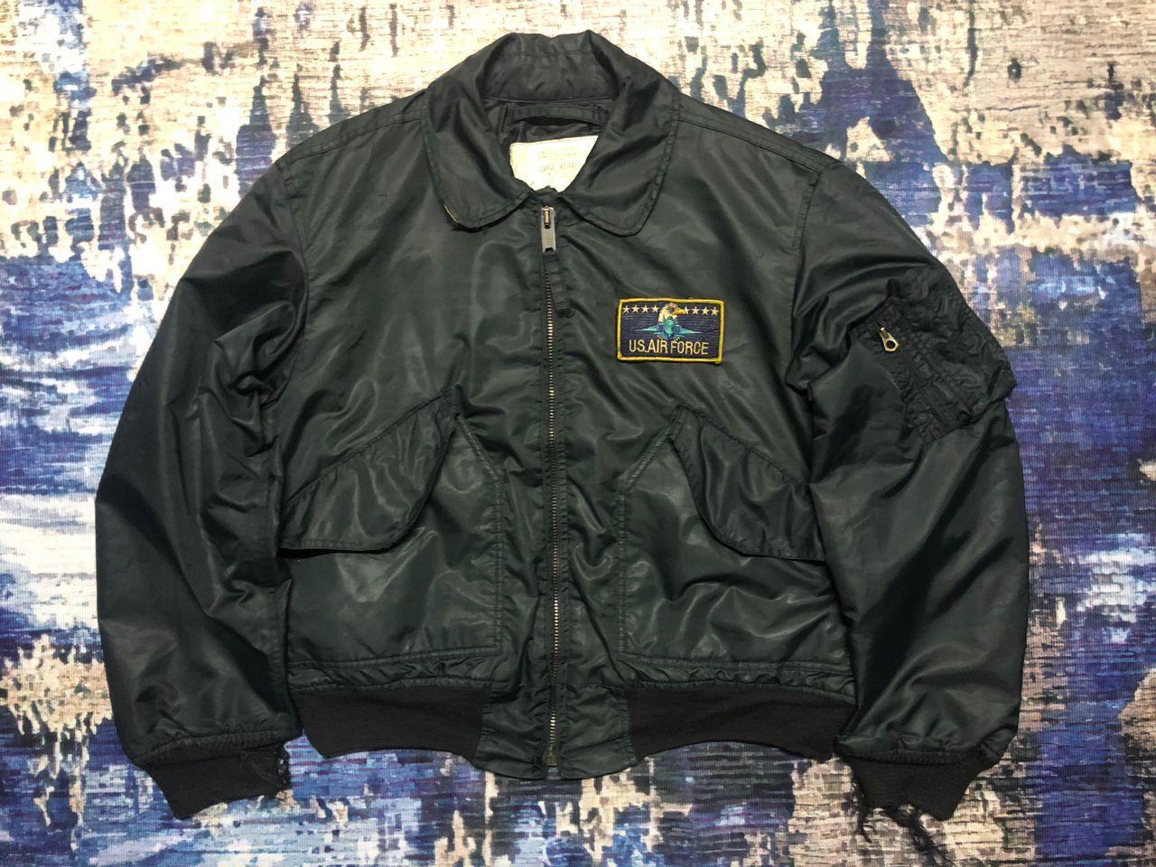 Vintage Vintage 80s CWU 45-P US.Air Force Bomber Jacket Distressed Size US L / EU 52-54 / 3 - 1 Thumbnail