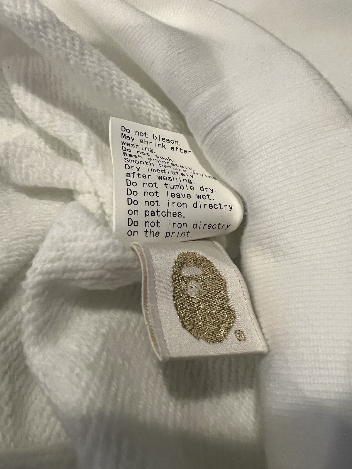 Bape White/Red Fish Full-Zip Hoodie Size US L / EU 52-54 / 3 - 9 Thumbnail