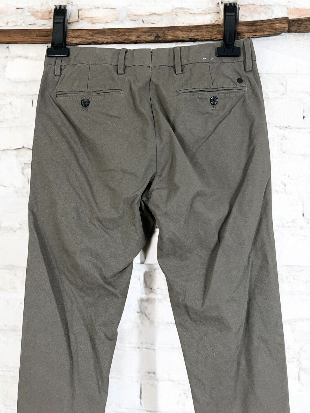 NN07 NN07 No Nationality Theo khaki pants size W29 L32 Size US 29 - 4 Thumbnail