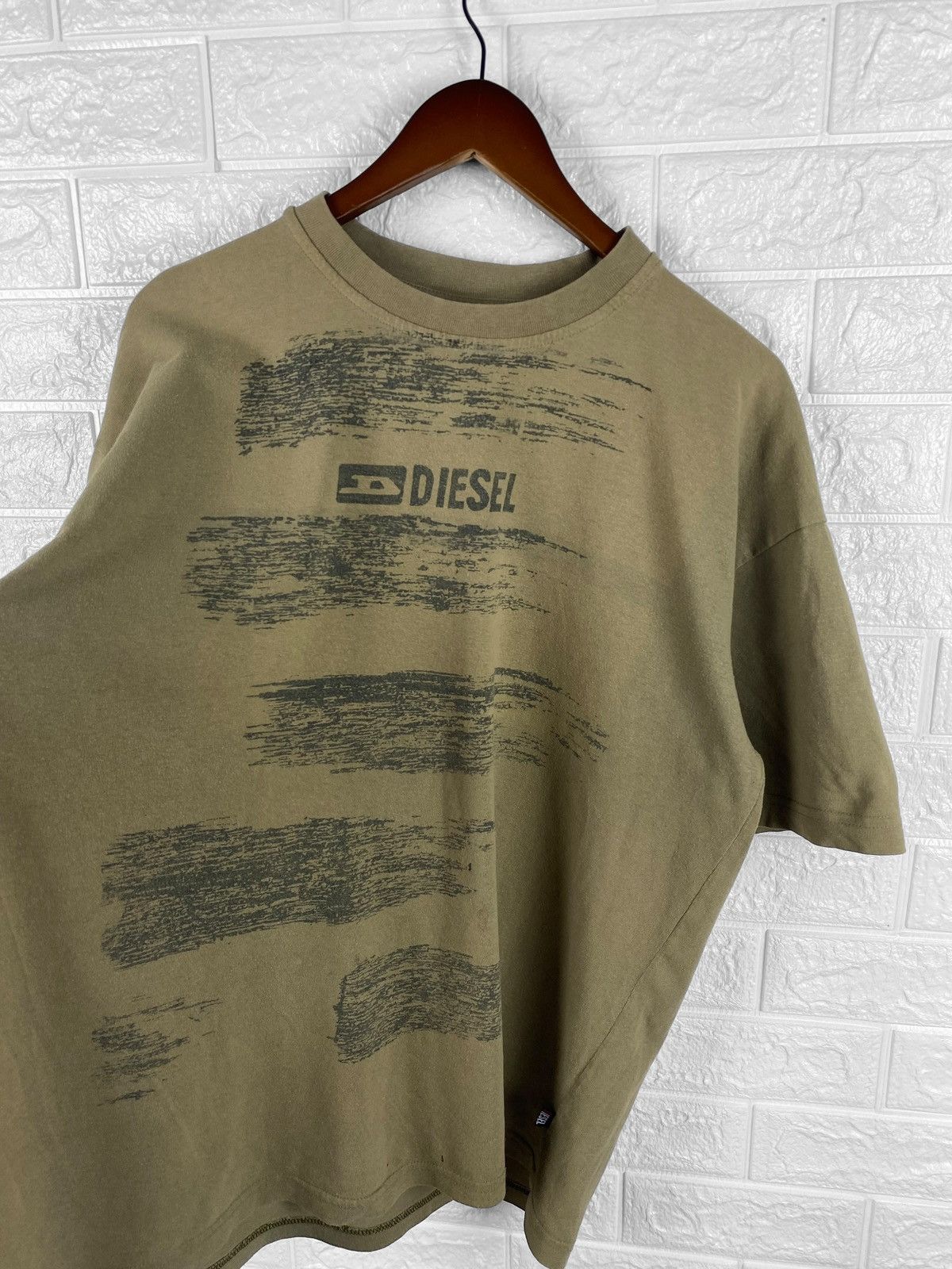 Diesel Vintage 90s Diesel big logo T-Shirt Size US L / EU 52-54 / 3 - 3 Thumbnail