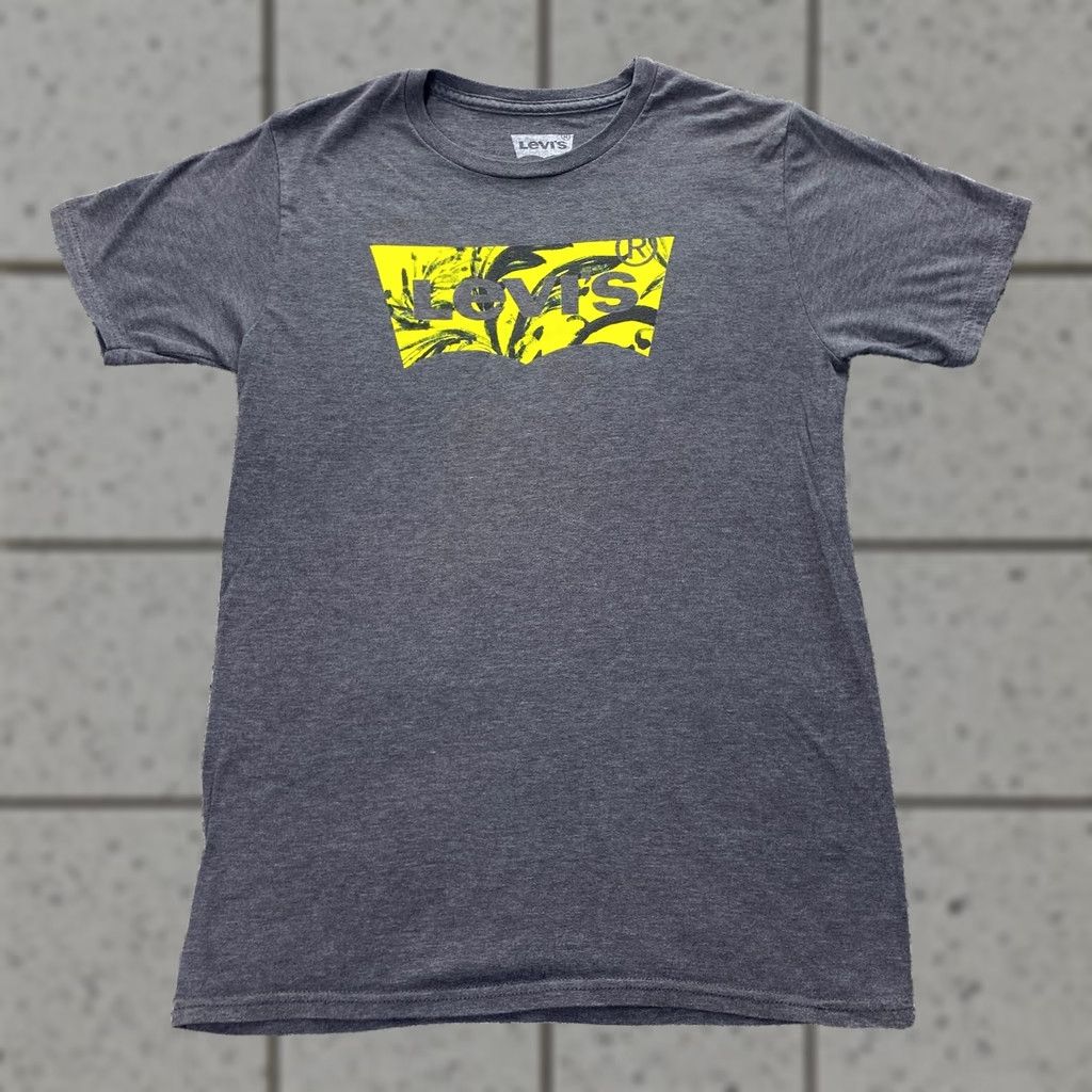 Levi's Levis Shirt Mens S Gray Yellow Batwing Spell Logo Causal Short Sleeve Workwear Shirt Mens S Gray Yellow Batwing Logo Causal Short Sleeve Workwear Size US S / EU 44-46 / 1 - 1 Thumbnail