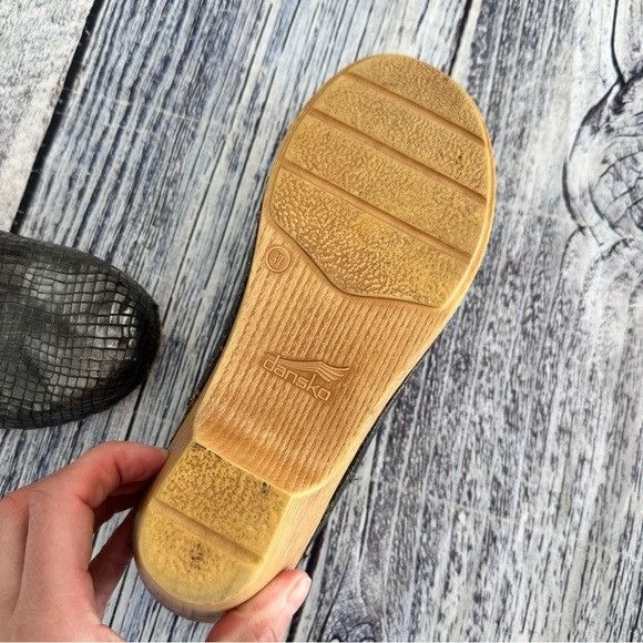 Dansko Dansko Marisol Clog Pewter Metallic Croc Leather Size EU 37 Size US 7 / IT 37 - 8 Thumbnail