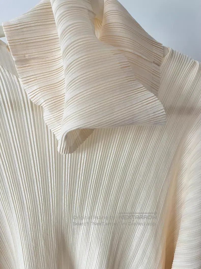 Issey Miyake Issey Miyake Turtleneck Batwing Top Size L / US 10 / IT 46 - 4 Thumbnail