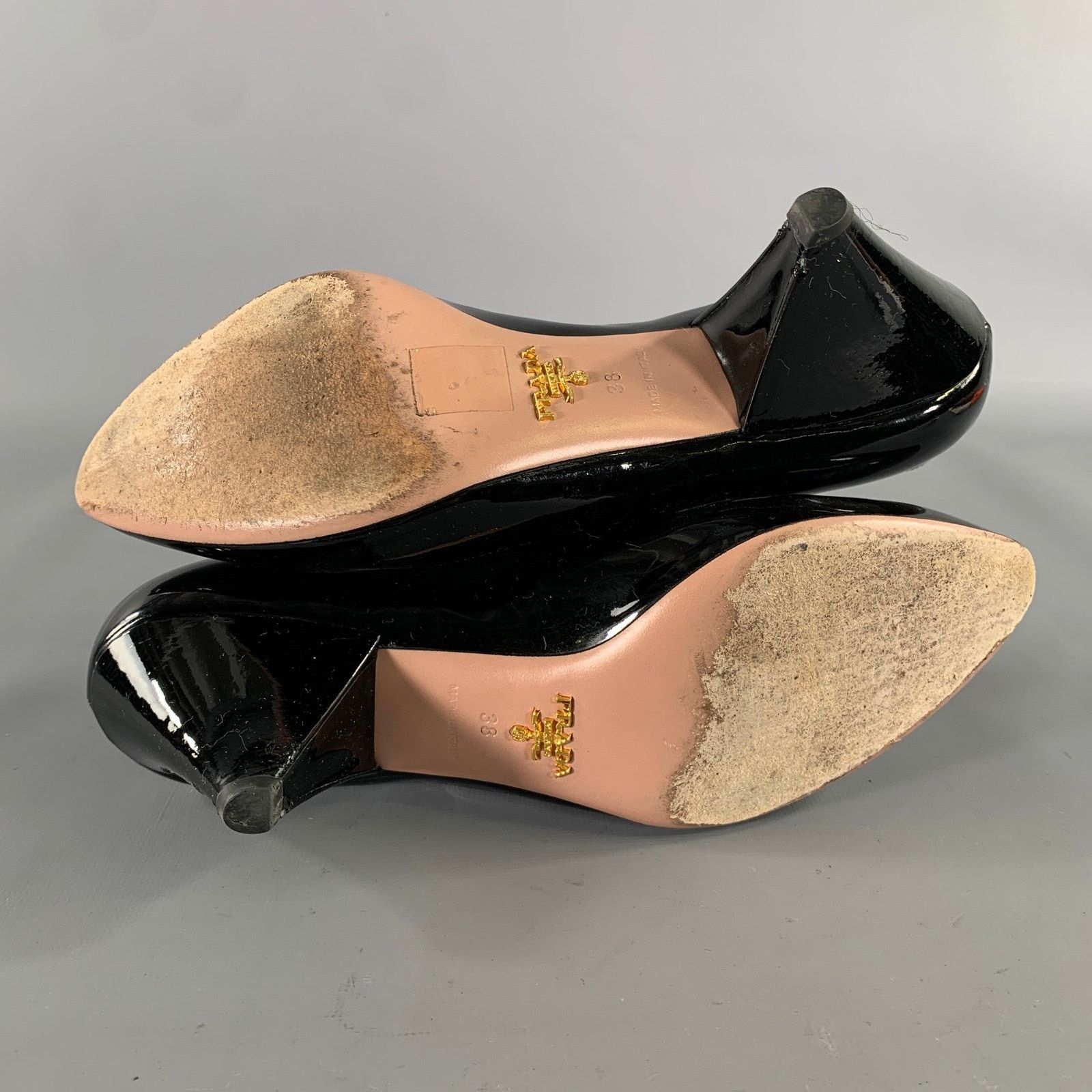 Prada PRADA Size 8 Black Patent Leather Pointed Toe Pumps Size US 8 / IT 38 - 6 Thumbnail