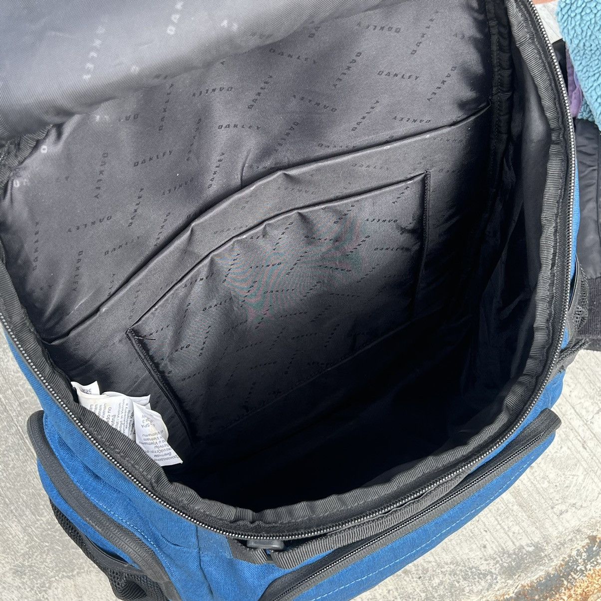 Oakley × Vintage RARE Vintage Oakley Bag Backpack 🎒 Size ONE SIZE - 5 Thumbnail