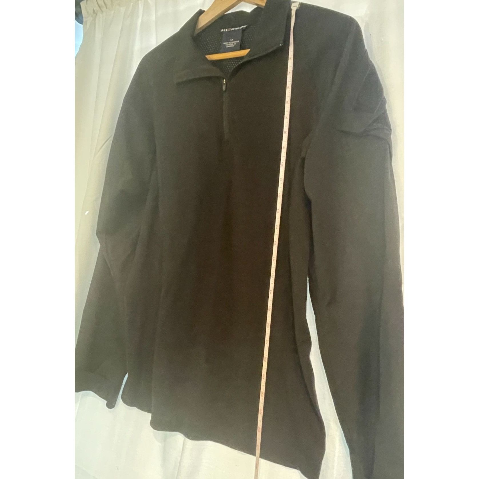 Other TM7040- 5.11 Tactical Series Men’s Medium Black Long Sleeve Size US M / EU 48-50 / 2 - 6 Thumbnail