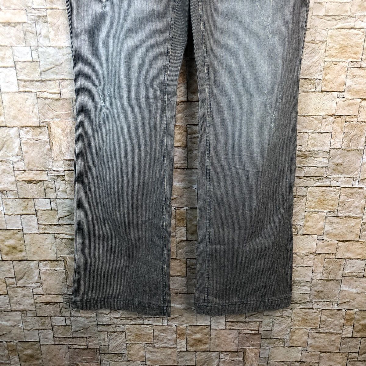 Eddie Bauer Eddie Bauer Blue Stripe Casual Pants #A1136 Size US 27 - 6 Thumbnail