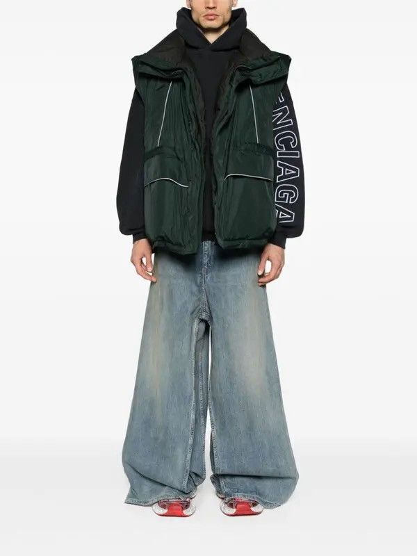 Balenciaga ‼️RETAIL $3.8K‼️Logo-Print Puffer Vest Size US L / EU 52-54 / 3 - 2 Thumbnail