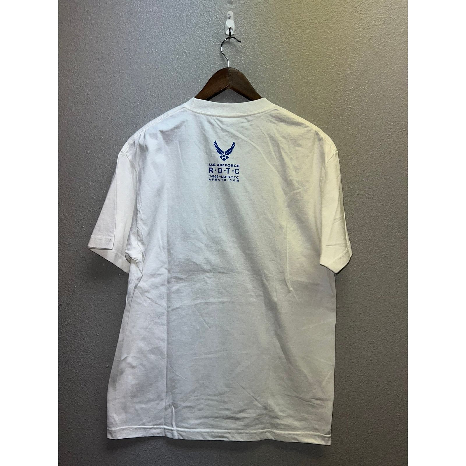 Vintage Vintage USAF ROTC Shirt United States Air Force Tee VTG L Size US L / EU 52-54 / 3 - 5 Thumbnail