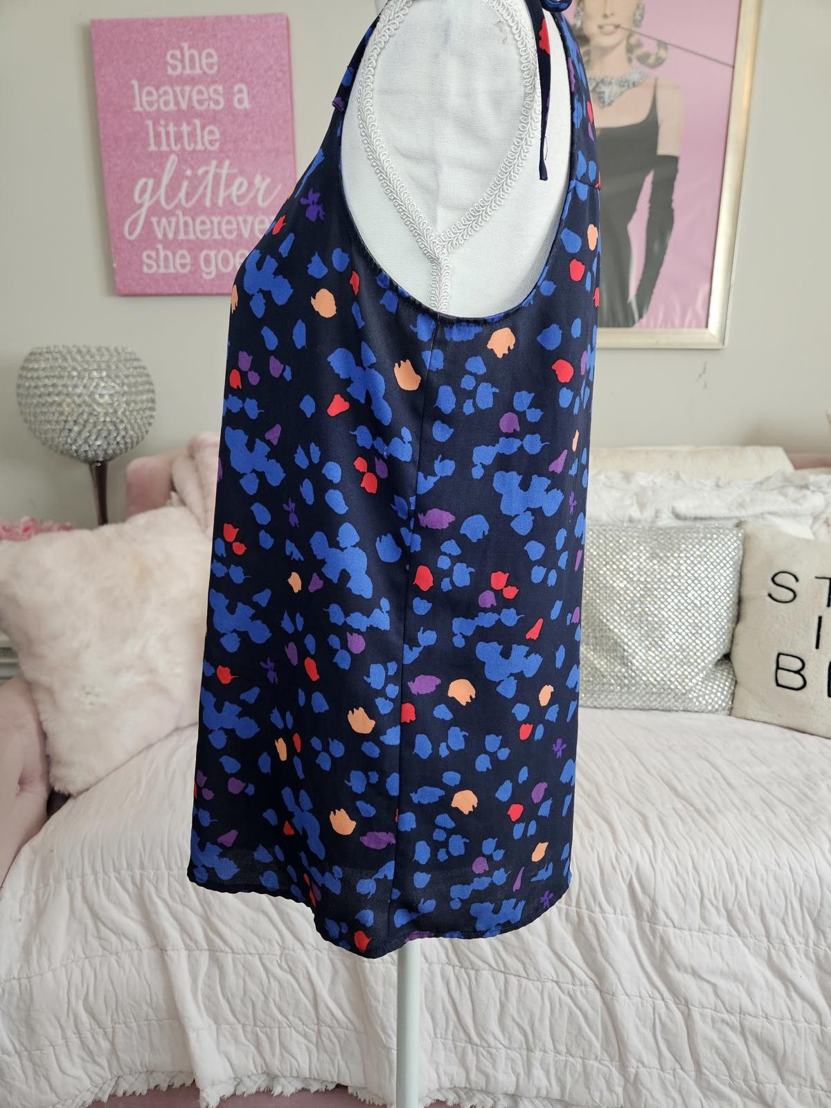 Designer LOFT Navy Floral Print V-Neck Sleeveless Top - Size M Size M / US 6-8 / IT 42-44 - 2 Thumbnail