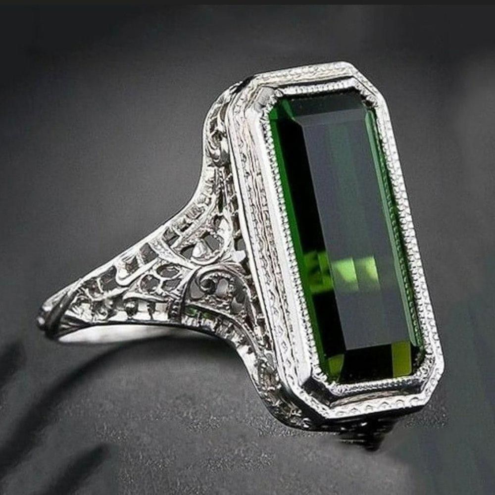 Designer Vintage Emerald Green Cut Hollow Silver Ring - Size 6 Size ONE SIZE - 2 Thumbnail