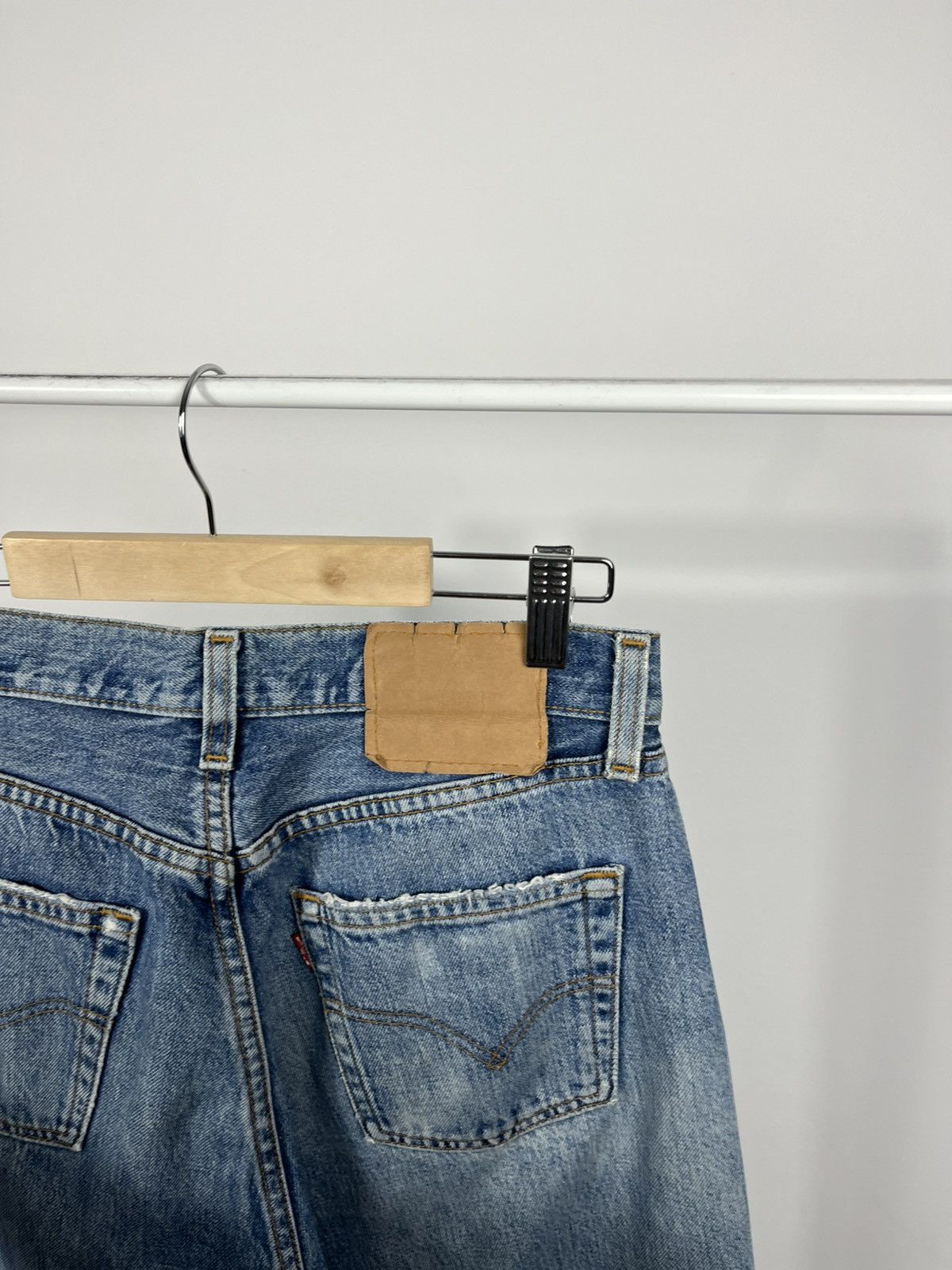 Levi's Vintage Levi’s 501 Jeans W29 L32 Made in USA Japanese Market Size US 29 - 4 Thumbnail