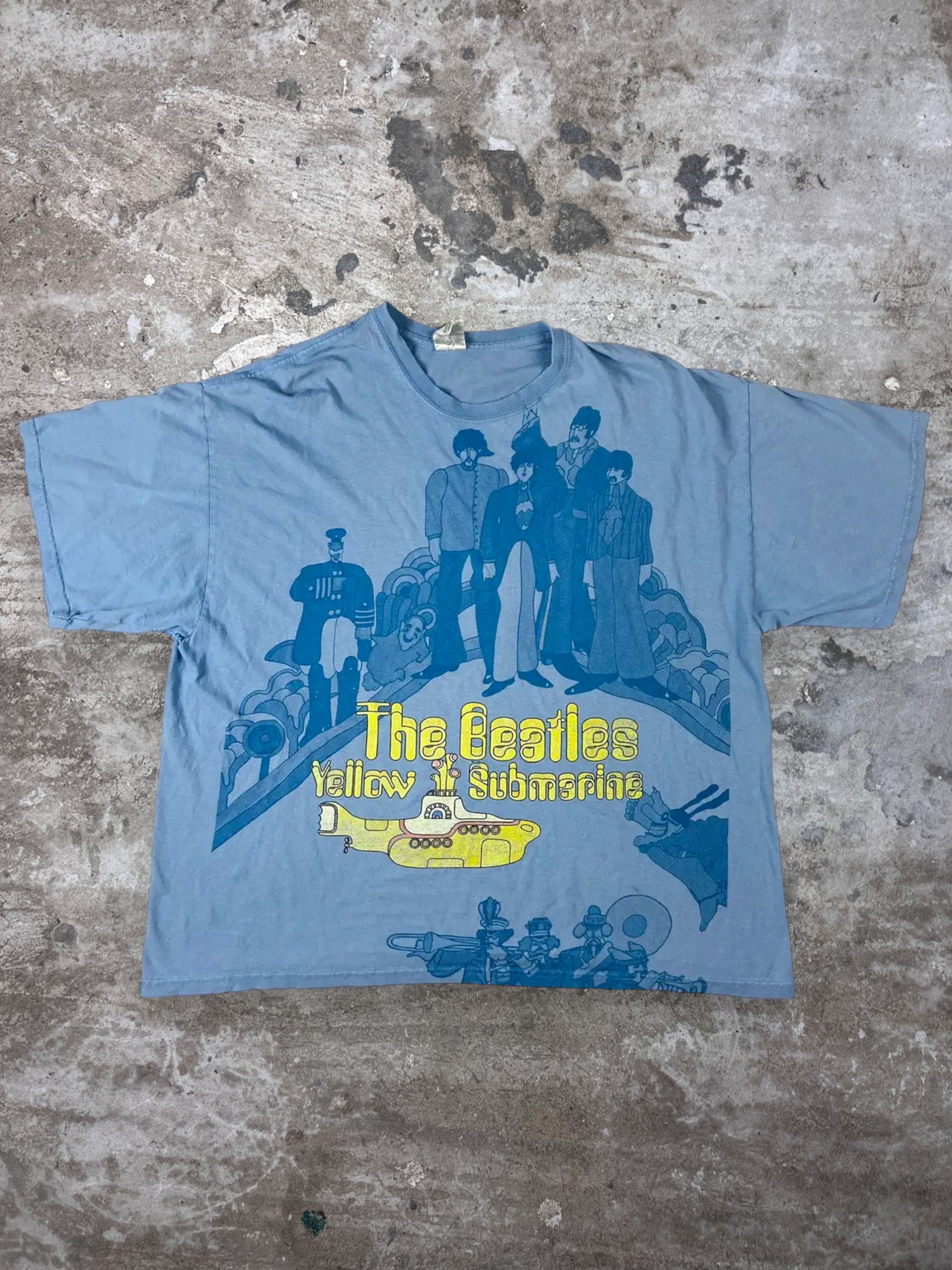 Band Tees 90s BEATLES YELLOW SUBMARINE OVERPRINTED VINTAGE TEE - № 632 Size US XXL / EU 58 / 5 - 1 Thumbnail