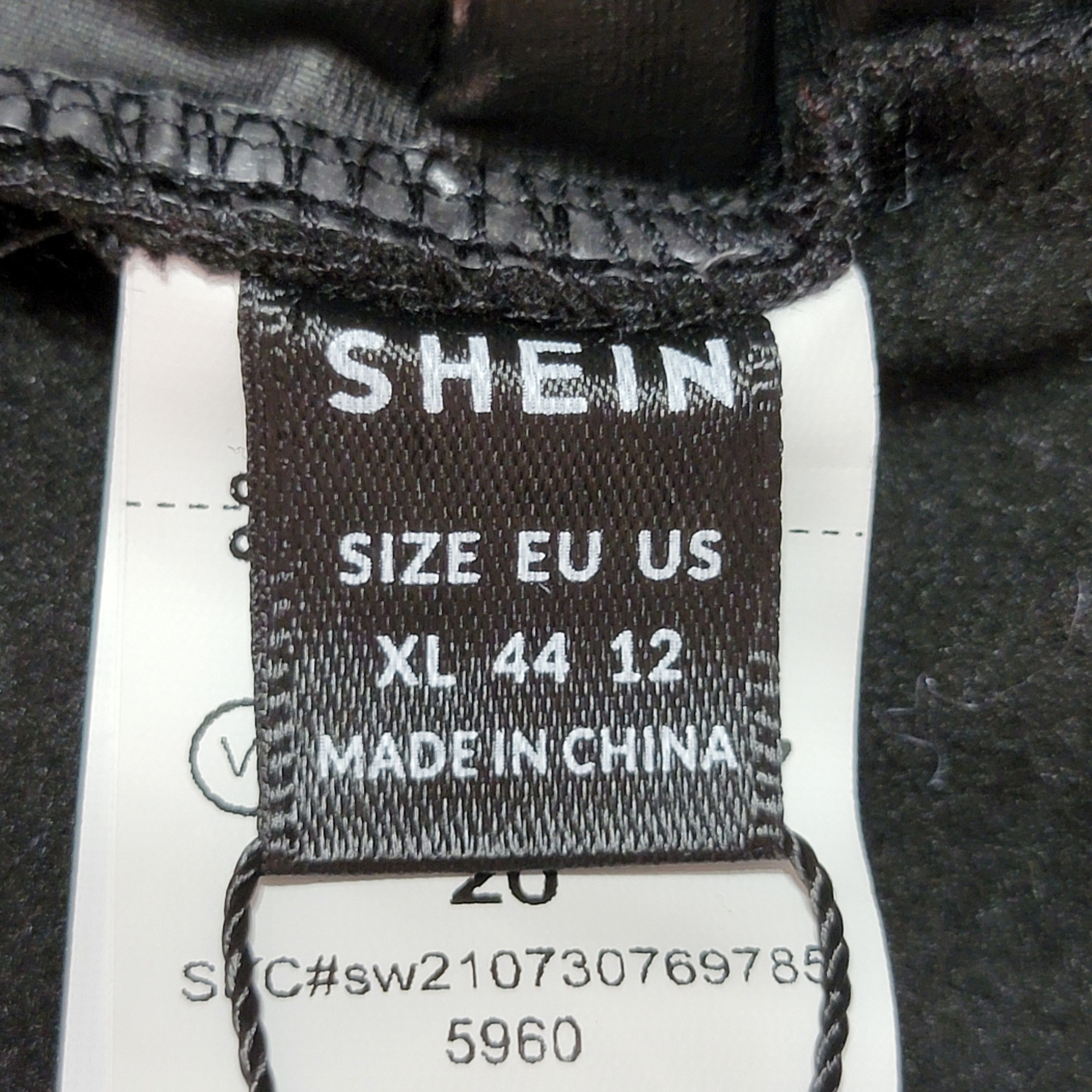 Shein Shein Faux Leather Black Pants - Size XL NWT Size 30" / US 8 / IT 44 - 5 Thumbnail