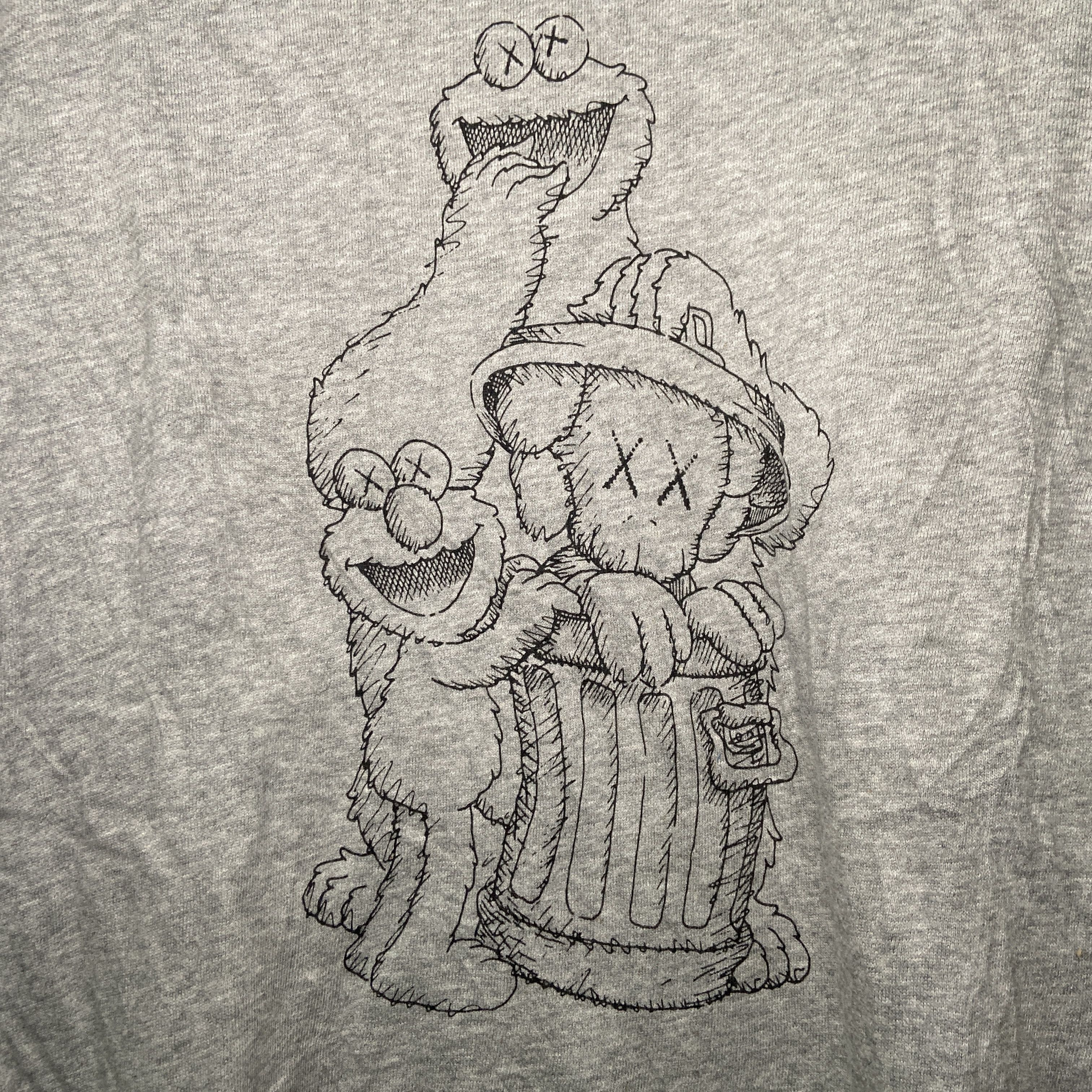 Kaws × Uniqlo UT x KAWS x SESAME STREET Sweatshirt Size US M / EU 48-50 / 2 - 2 Thumbnail