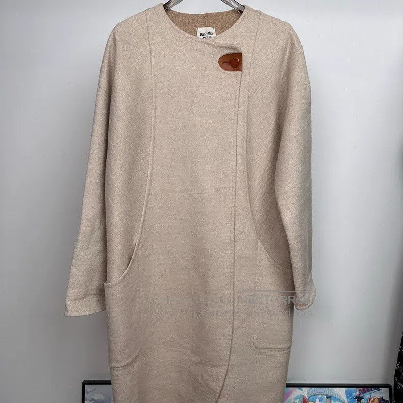 Hermes Oatmeal Single Button Loose Fit Trench Coat