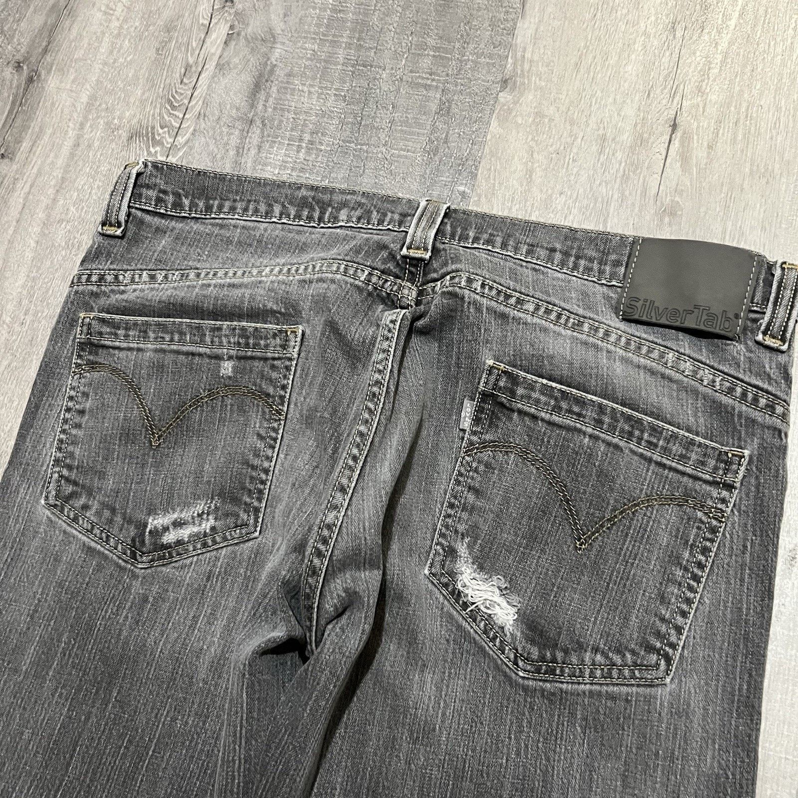 Levi's VTG Levis Silvertab Bootcut Jeans Grey Y2K Flared Size 36x30 Size US 36 / EU 52 - 4 Thumbnail
