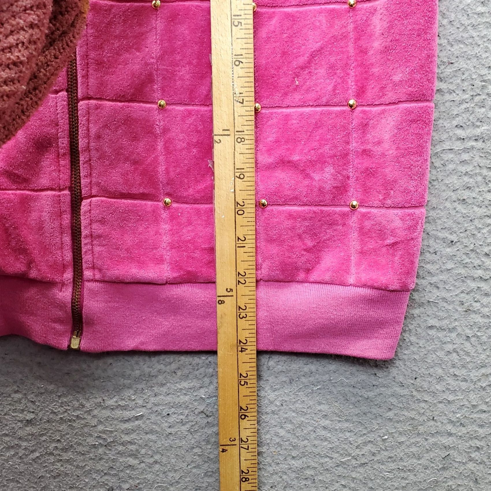 Saks Fifth Avenue Saks Fifth Avenue Folio Vest Womens PS Pink Velour Studded Sleeveless Full Zip Vest Size S / US 4 / IT 40 - 4 Thumbnail