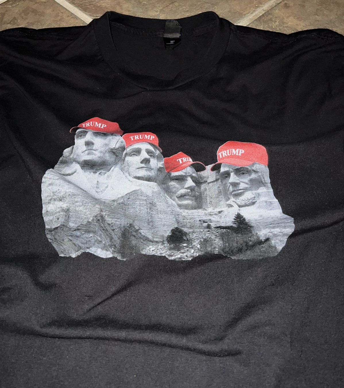 Donald Trump × Vintage TRUMP MOUNT RUSHMORE T-SHIRT Size US XXL / EU 58 / 5 - 5 Thumbnail