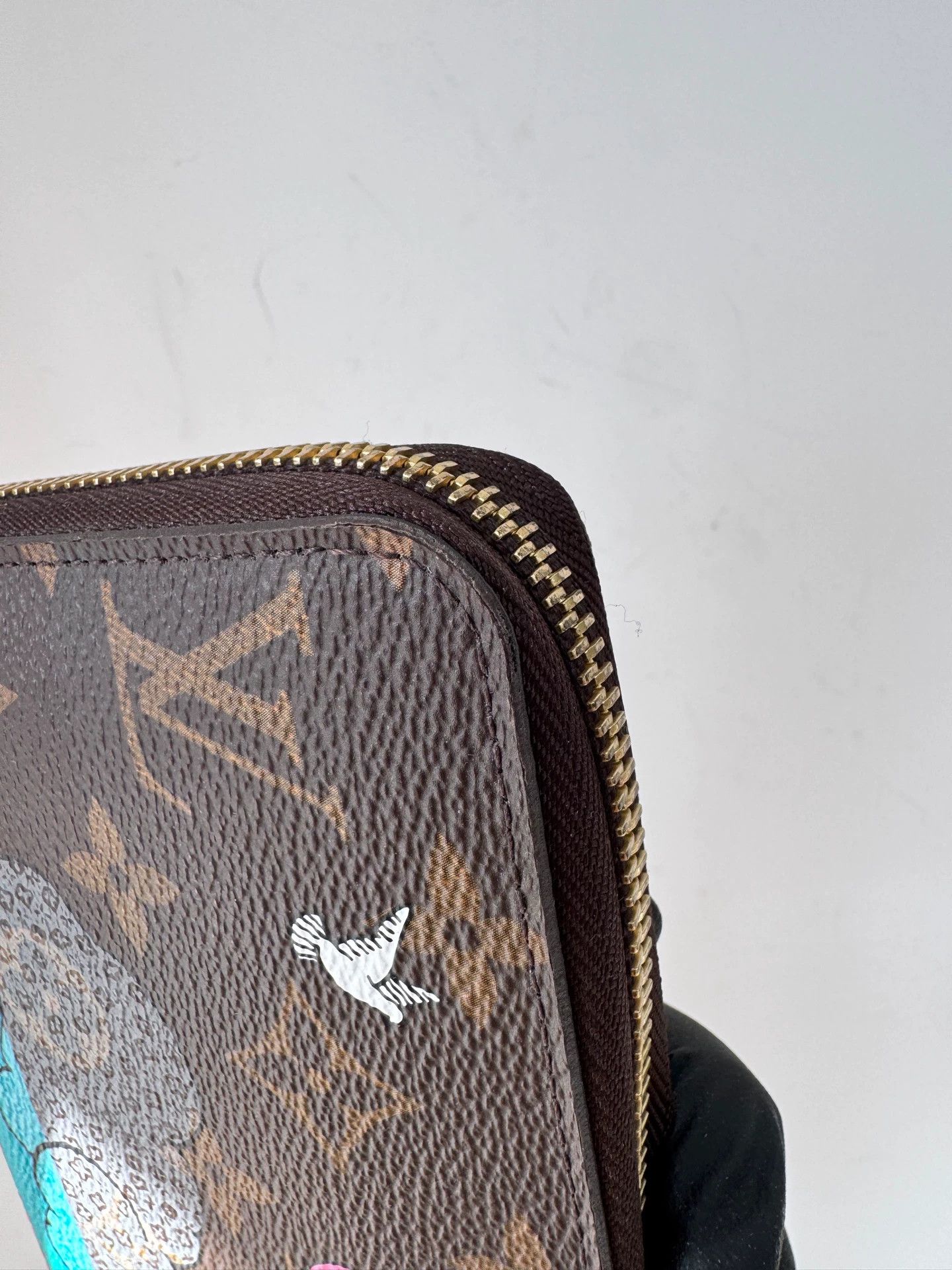 Louis Vuitton LV Women's 98NEW Tintin Graffiti LE Long Wallet Size ONE SIZE - 7 Thumbnail