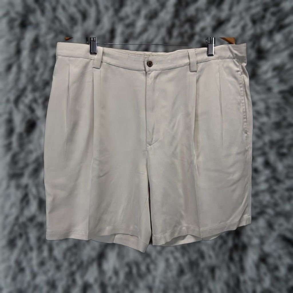 Tommy Bahama Tommy Bahama Silk Beach Shorts 40 Mens Beige Chino Pleated Size US 40 / EU 56 - 1 Thumbnail