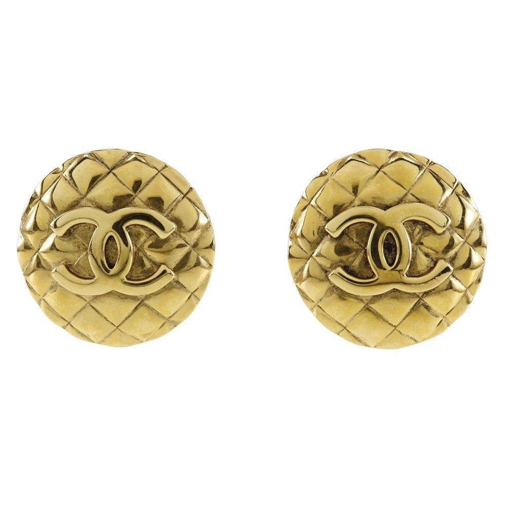 Chanel Chanel Vintage Round CC Clip-On Earring Metal Size ONE SIZE - 1 Thumbnail