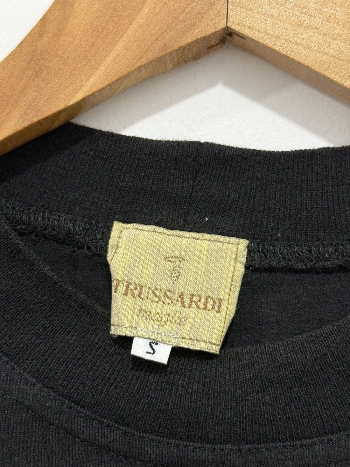 Trussardi Trussardi emboried tshirt Size US S / EU 44-46 / 1 - 5 Thumbnail