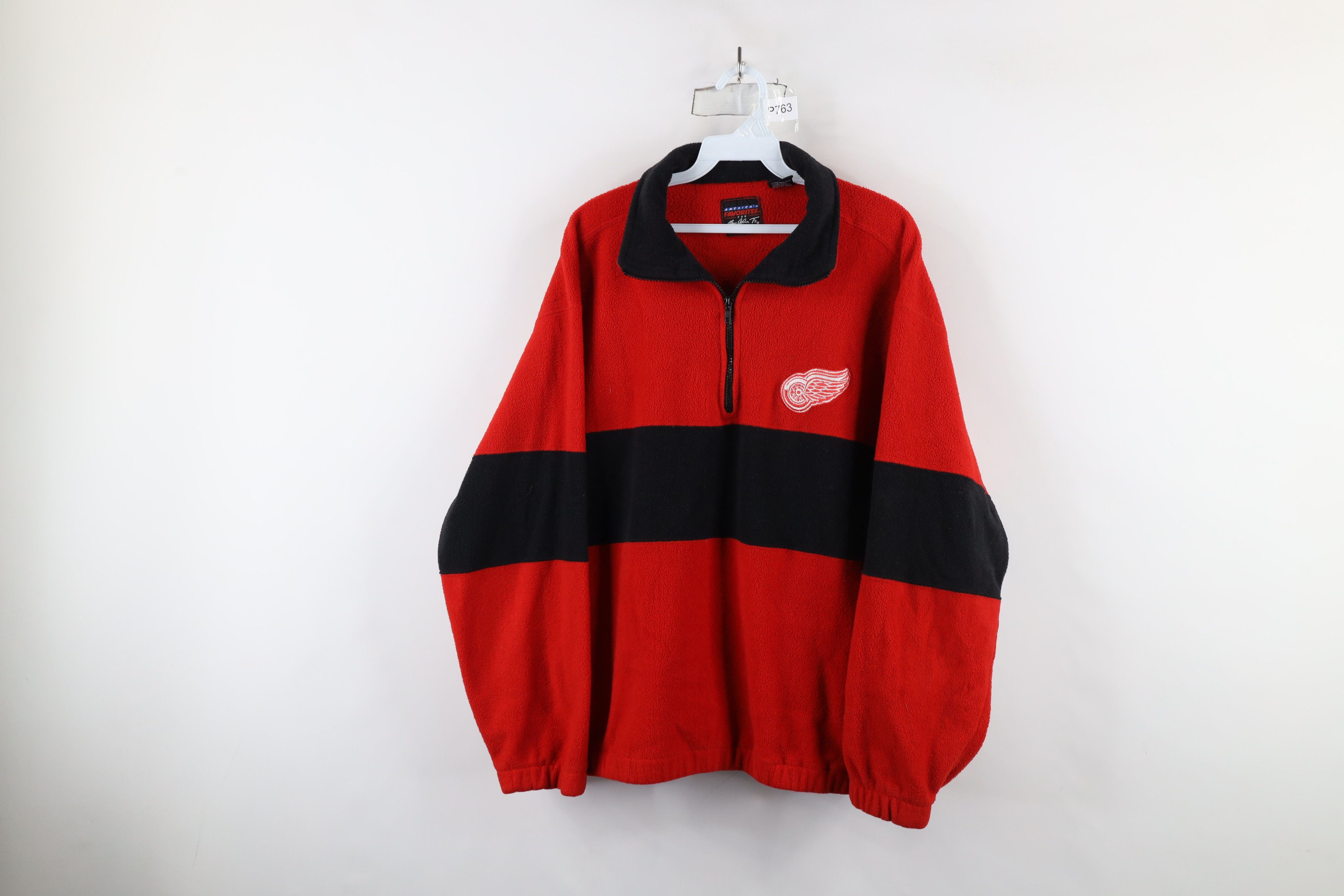 Vintage Vintage 90s Wings Hockey Half Zip Fleece Pullover Sweater Size US L / EU 52-54 / 3 - 1 Thumbnail