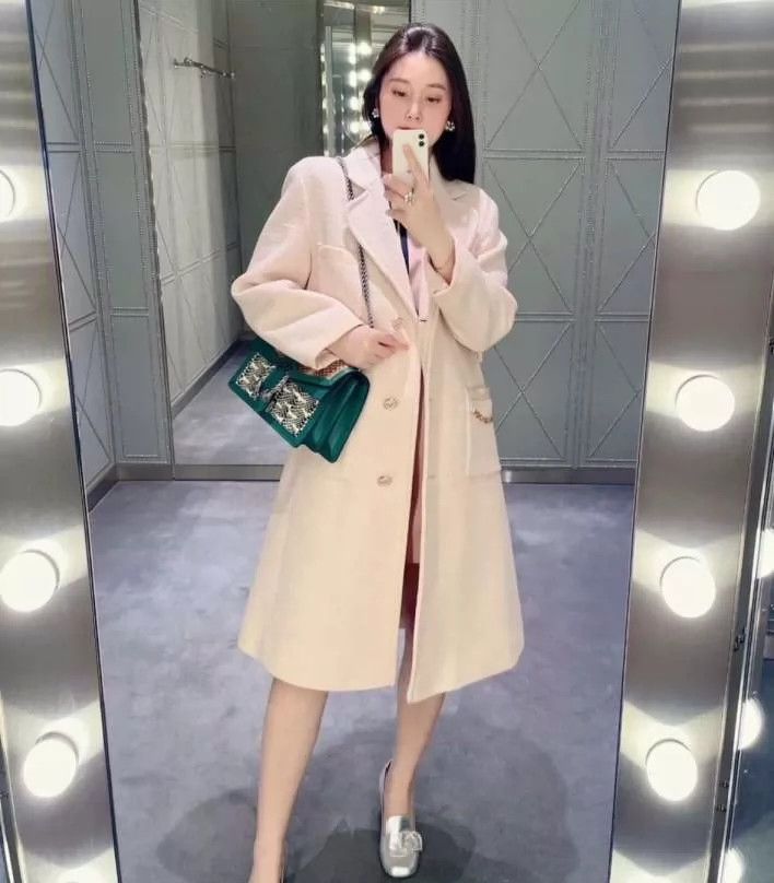 Gucci Gucci Classic gold-buttoned coat 2502-Nextarrow Size US XS / EU 42 / 0 - 9 Thumbnail