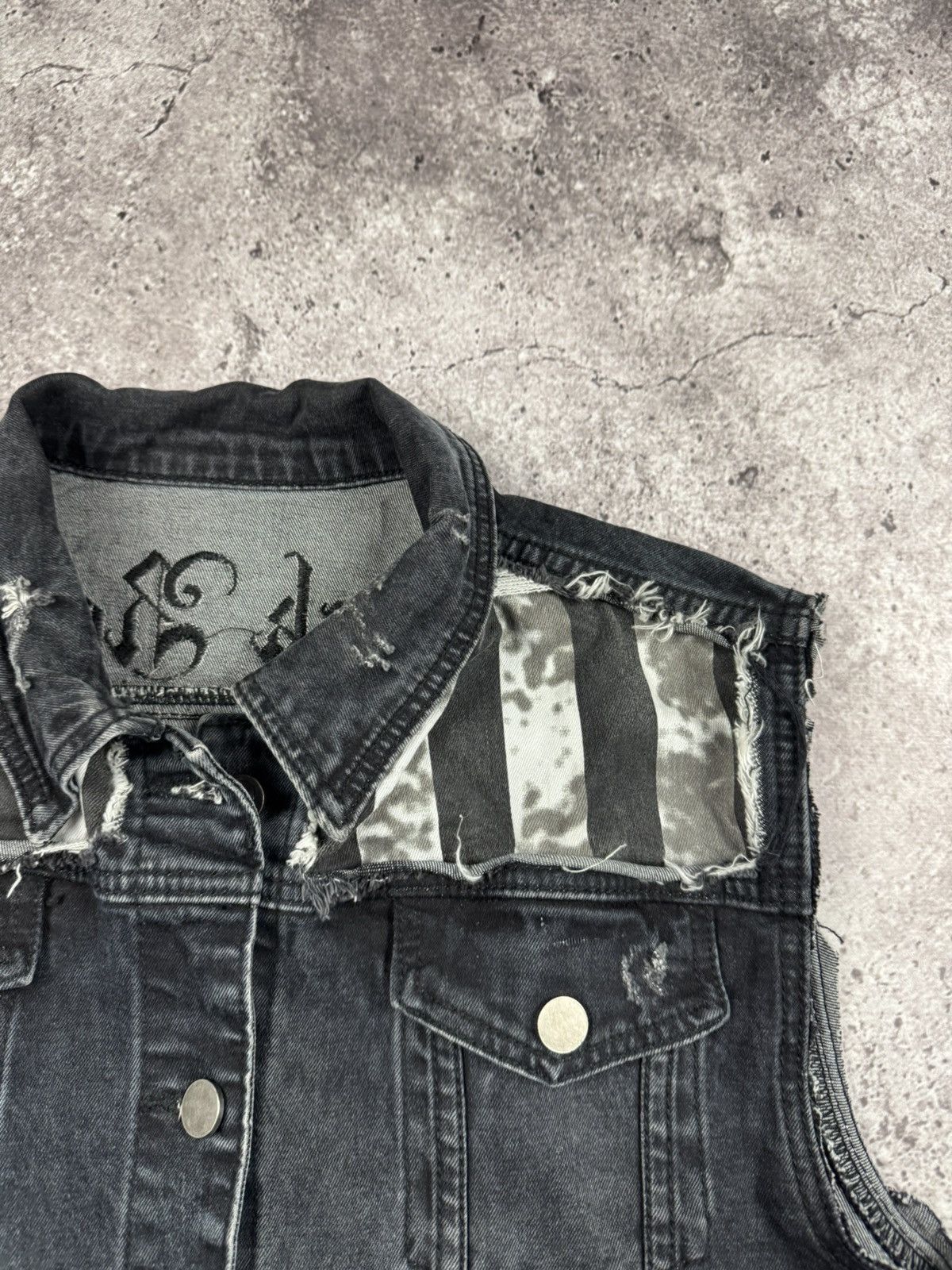 Affliction Affliction style Rock Rebel distressed punk rock Y2K vest Size US S / EU 44-46 / 1 - 4 Thumbnail
