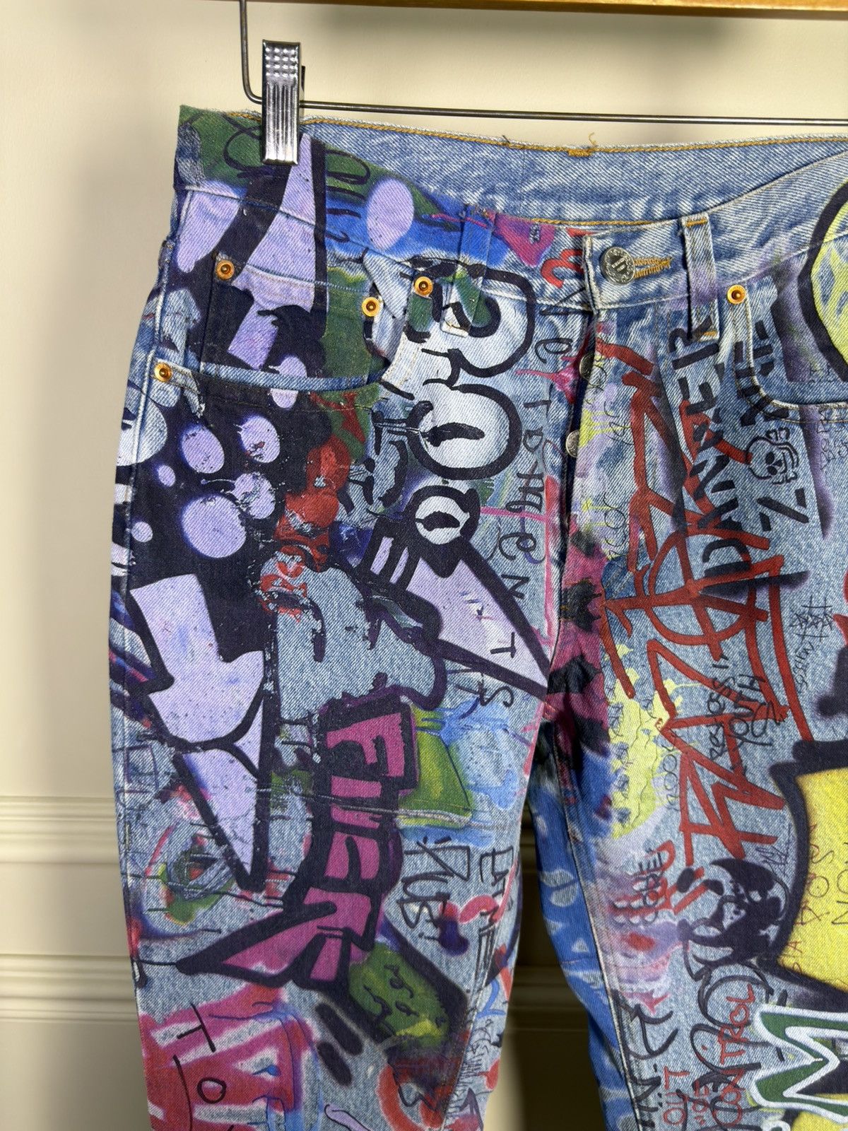 Vetements *RARE* DEMNA GVASALIA RUNWAY GRAFFITI DENIM SLIM FIT Size US 29 - 3 Thumbnail
