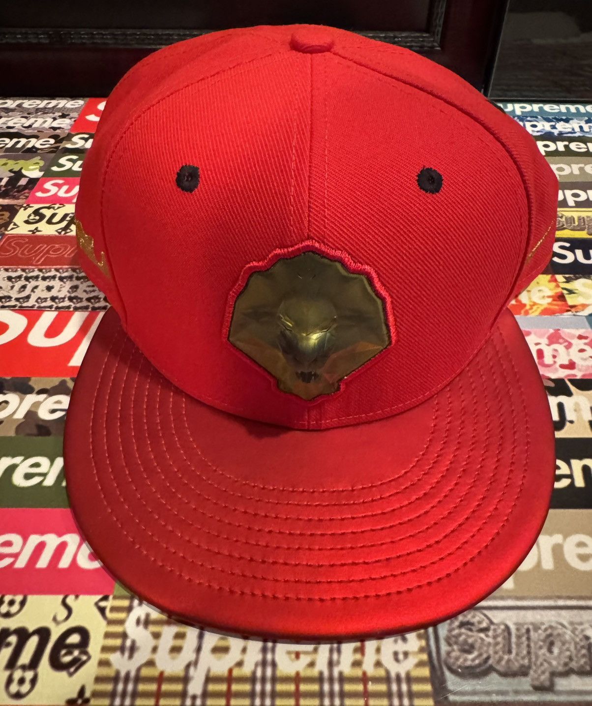 Nike NIKE LEBRON SNAPBACK LION CHAMPIONSHIP RED Size ONE SIZE - 1 Thumbnail