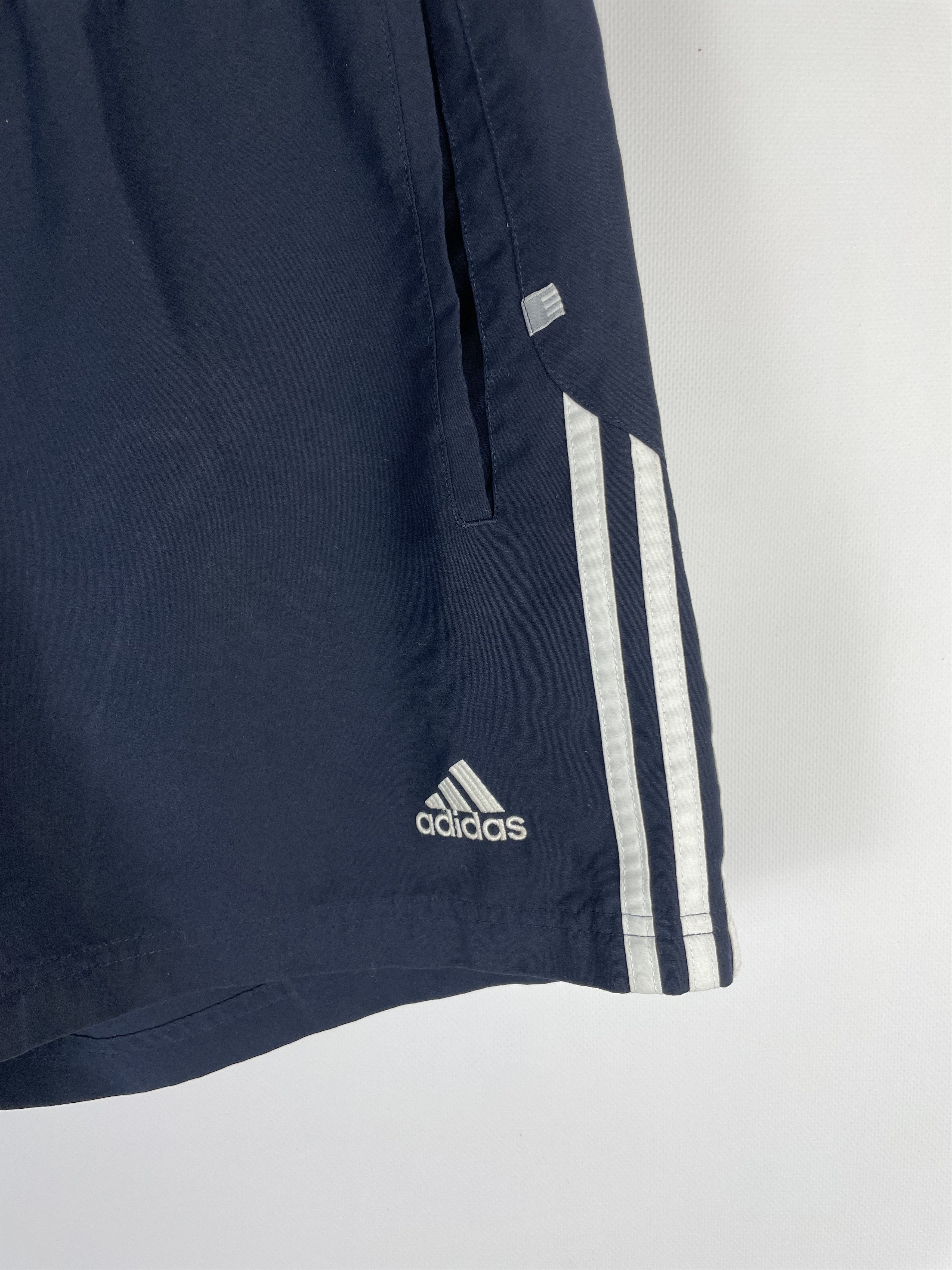 Adidas Vintage Adidas Shorts Y2k Size US 34 / EU 50 - 5 Thumbnail