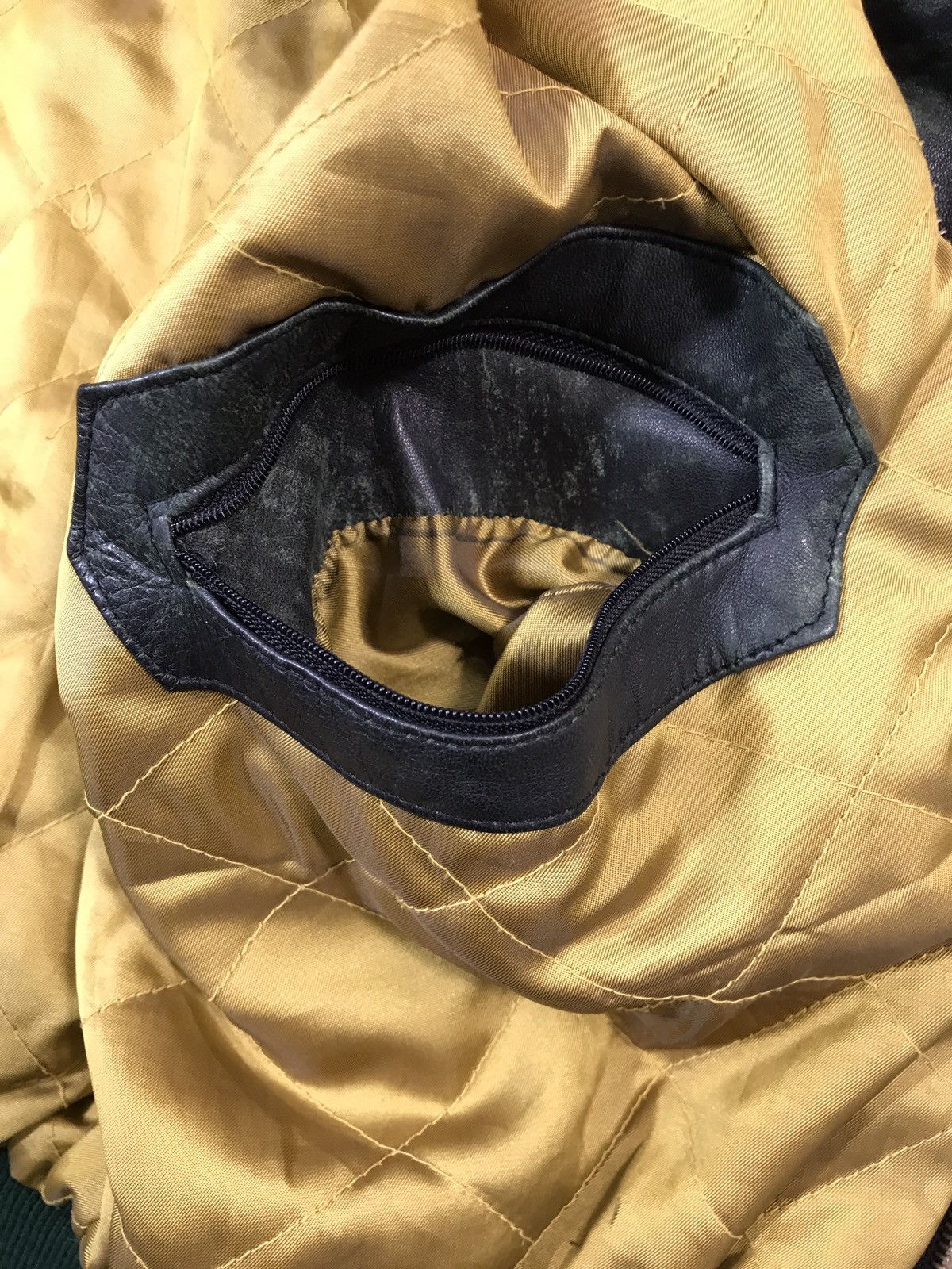 Japanese Brand × Vintage Vintage Distressed Leather Jacket Size M Size US M / EU 48-50 / 2 - 8 Thumbnail