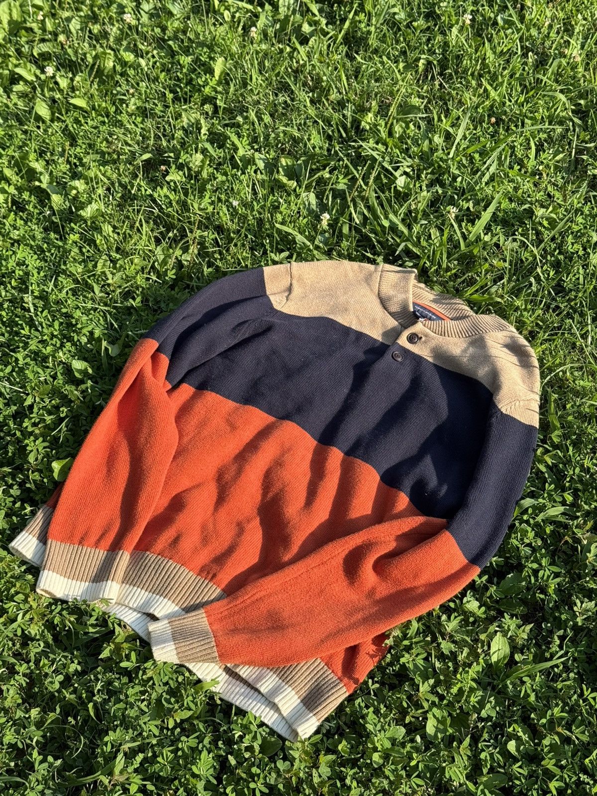 Tommy Hilfiger × Vintage Vintage Tommy Hilfiger Sweater Size US L / EU 52-54 / 3 - 1 Thumbnail