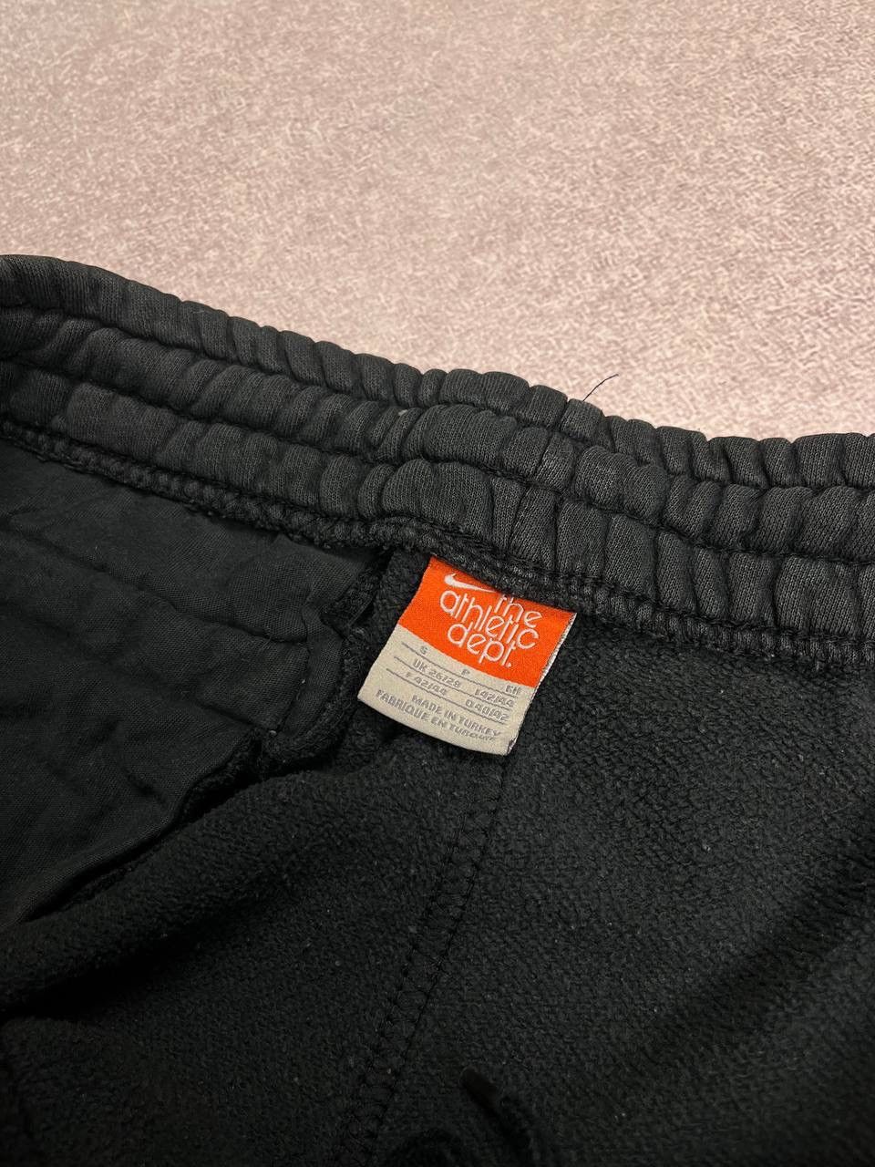 Nike VINTAGE NIKE SWOOSH BAGGY COTTON SWEATPANTS Y2K S Size US 31 - 5 Thumbnail