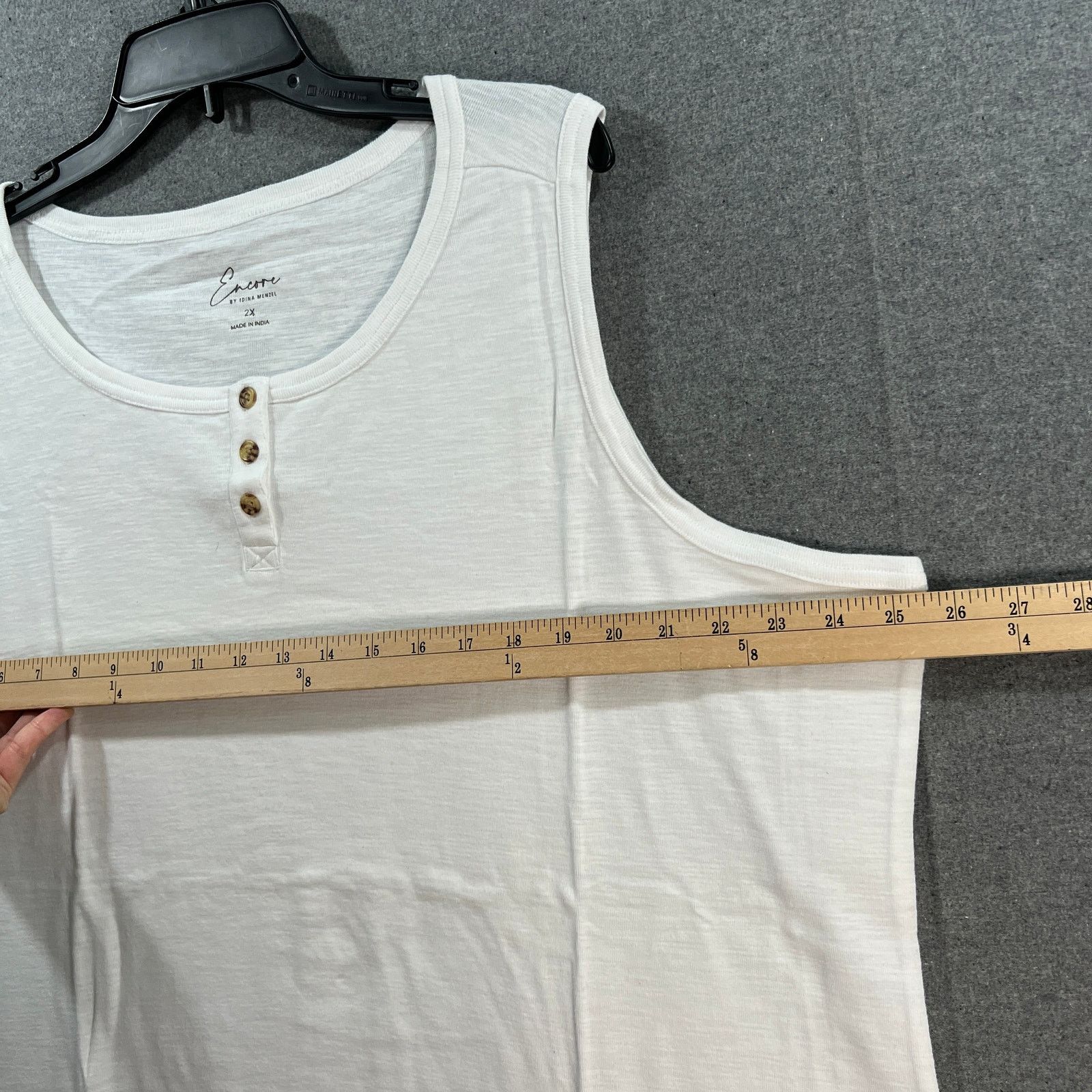 Other Encore by Idina Menzel Henley Tank Tee Bright White, Size 2X Size XXL / US 16-18 / IT 52-54 - 4 Thumbnail
