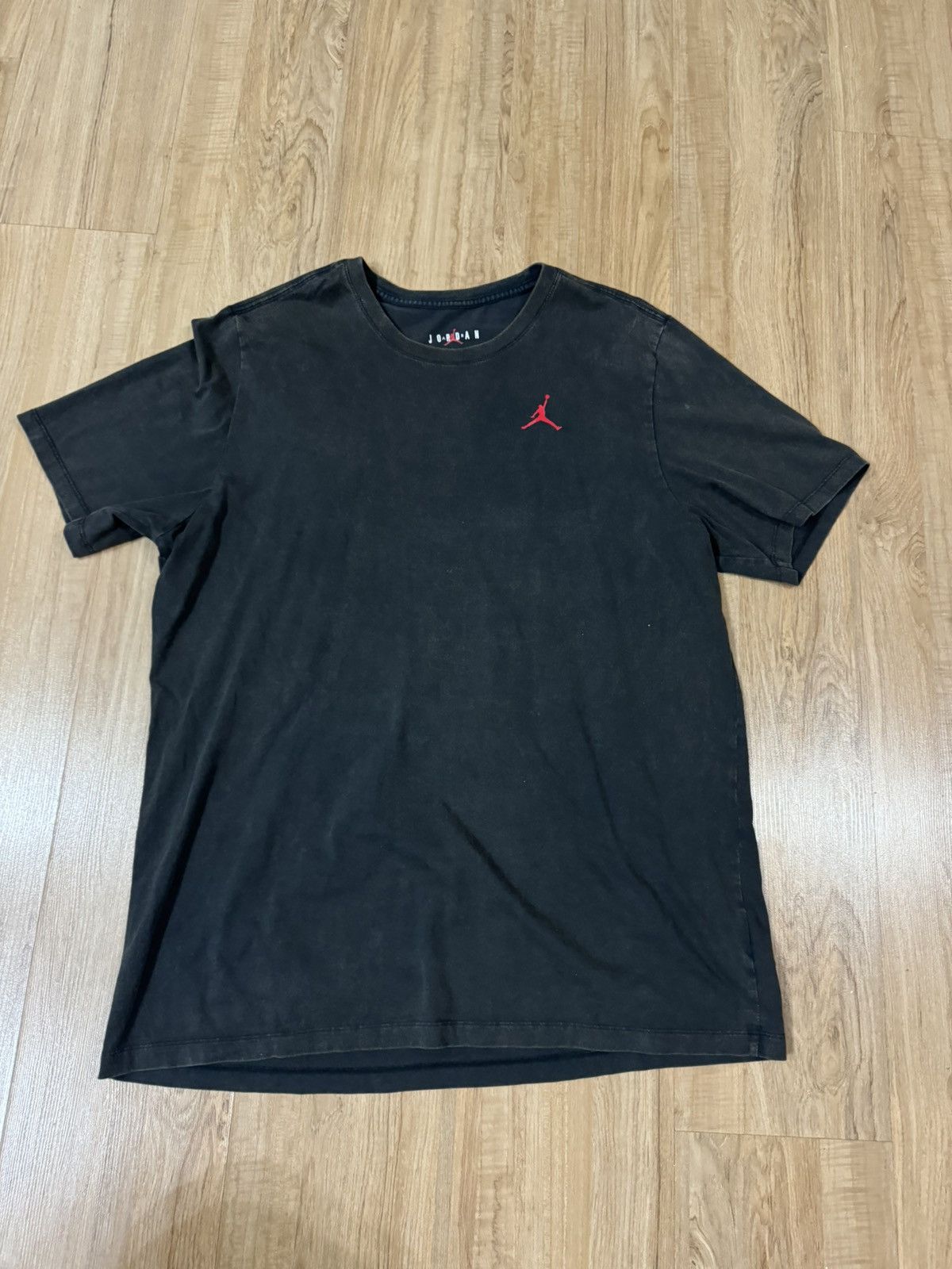 Jordan Brand AIR JORDAN BACKHIT TSHIRT Size US XL / EU 56 / 4 - 1 Thumbnail