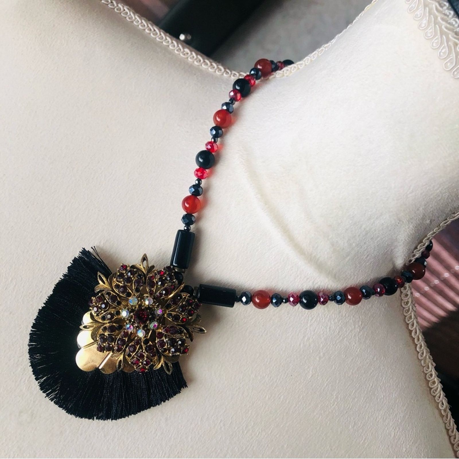 Handmade Handcrafted repurpose Florenza black onyx carnelian necklace Size ONE SIZE - 1 Thumbnail