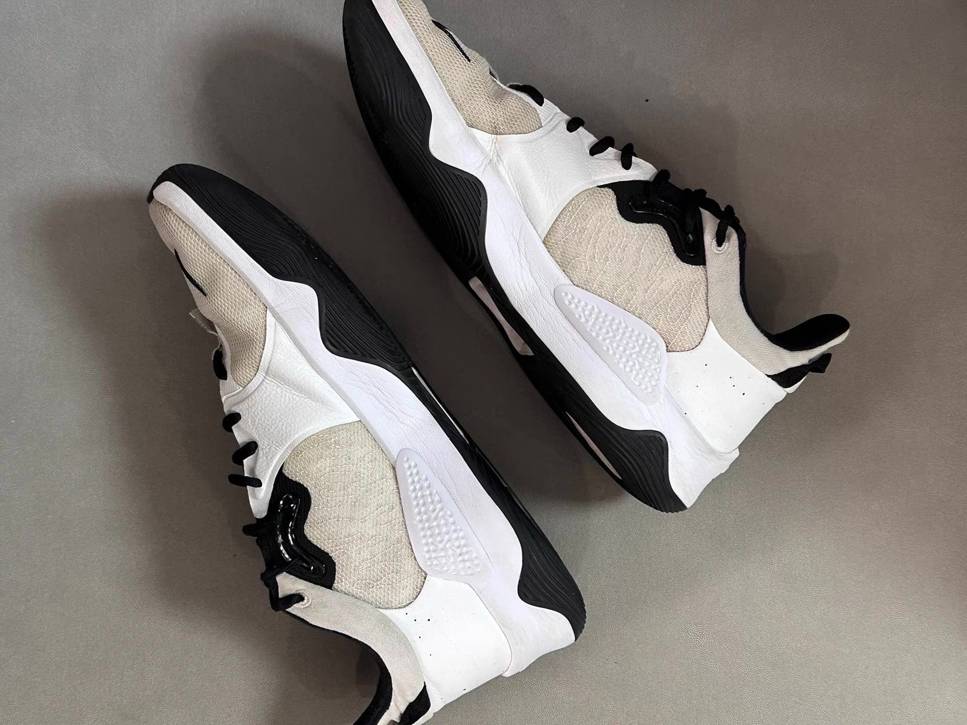 Nike Nike PG 5 Black and white colorway Ｑ20 Size US 11 / EU 44 - 4 Thumbnail