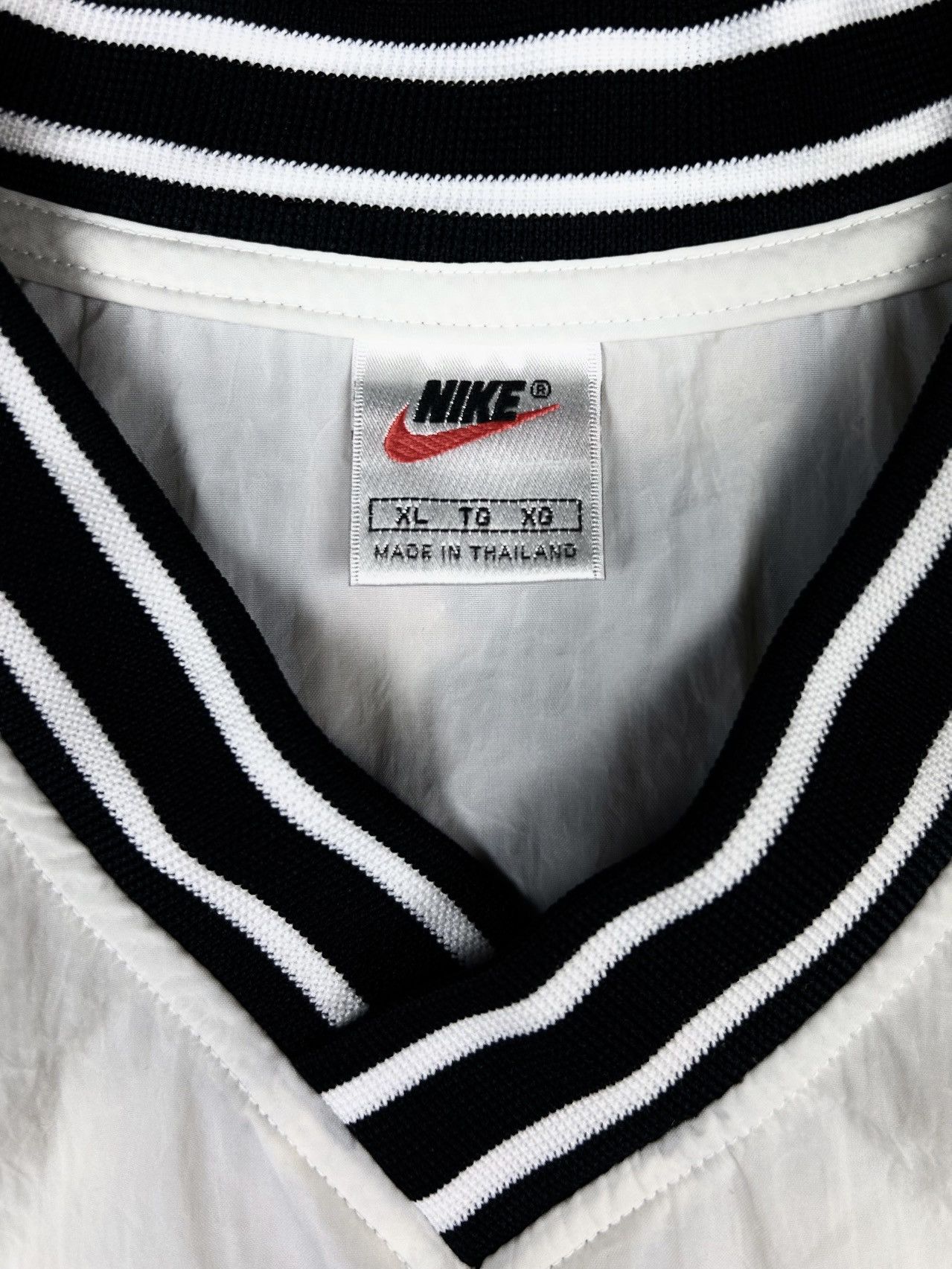 Nike × Vintage Vintage 90's Nike Nylon Jacket Archive Jersey Y2k Size US XL / EU 56 / 4 - 9 Thumbnail