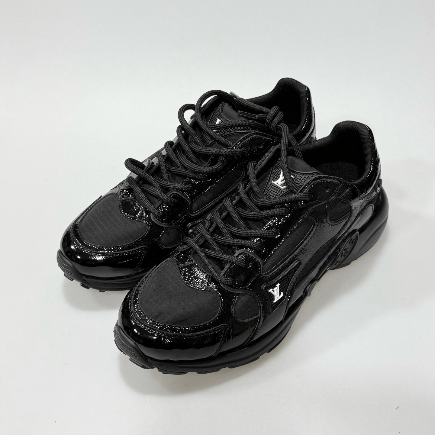 Louis Vuitton LV Olympia 25SS Low-Top Casual Shoes Size US 5.5 / IT 35.5 - 1 Thumbnail