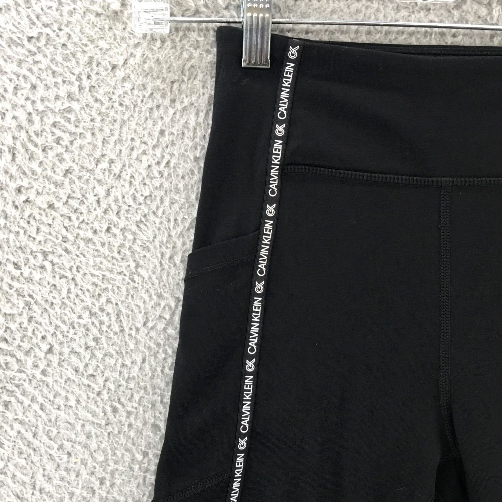 Calvin Klein Calvin Klein Stretch Athletic Cycling Biker Shorts Womens XS Black Size 26" / US 2 / IT 38 - 2 Thumbnail