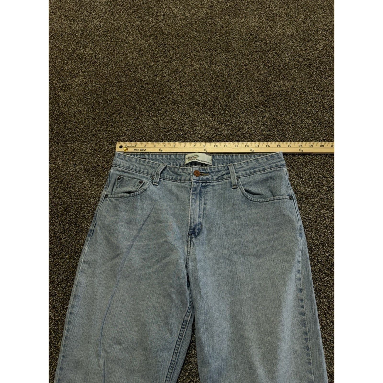 Levi's Levi's Jeans Bootcut Mid Women's Size 12 Blue Denim Light Wash 5-Pocket Stretch Slim Rise Mid (8.5-10.5 in) Jeans Mens? No Wait. End. Size 34" / US 12 / IT 48 - 6 Thumbnail