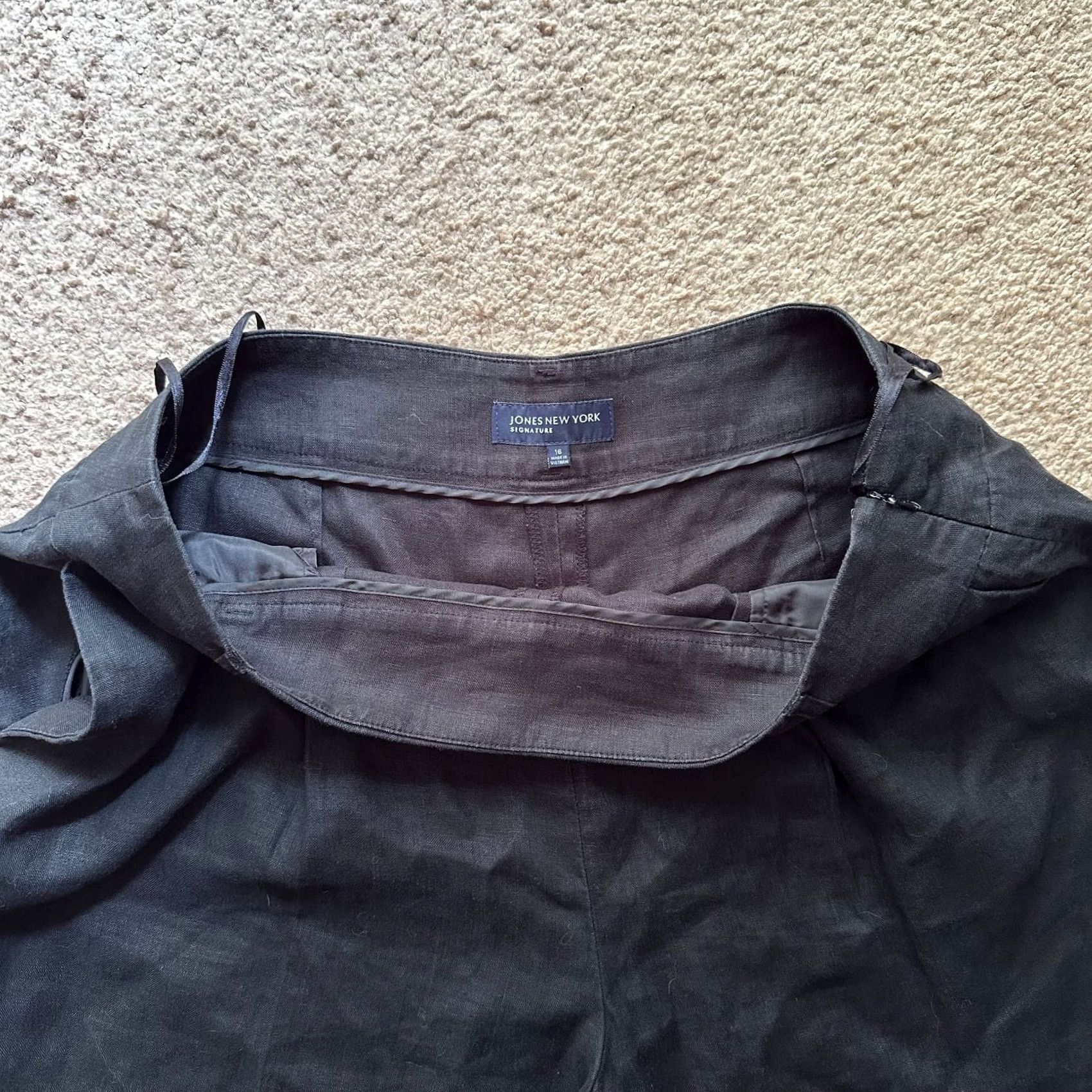 Jones New York Jones New York Pants Womens 16 38x25 Capri 100% Linen Cuffed Black Pockets Size 38" / US 16 / IT 52 - 3 Thumbnail