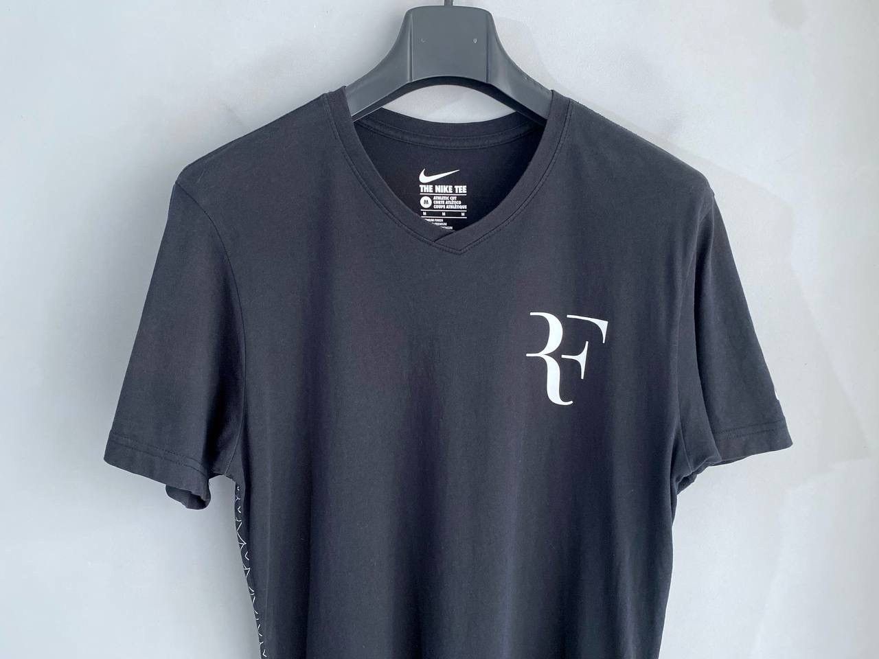 Nike Nike RF Roger Federer V-Neck Cotton Tennis T-Shirt, Size M Size US M / EU 48-50 / 2 - 3 Thumbnail